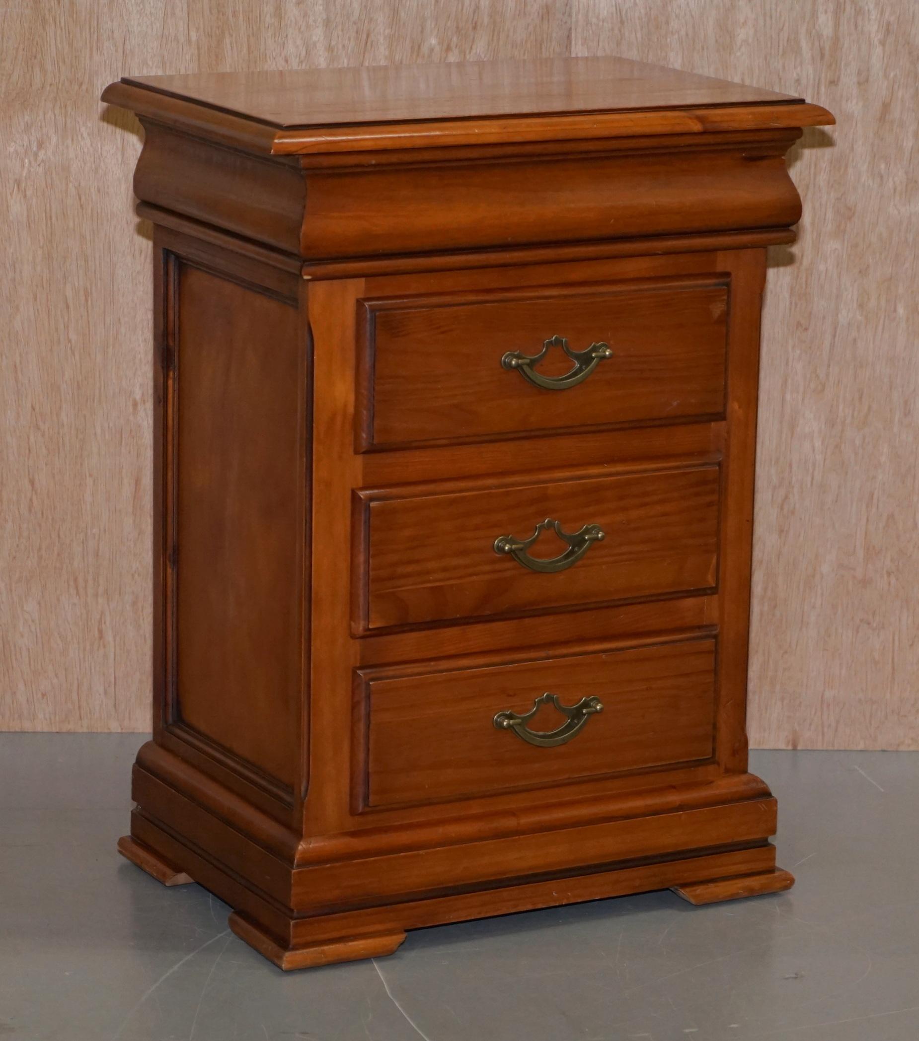 Pair of Bedside Table Drawers with Four Drawers Each, Cherry Color Wood 4
