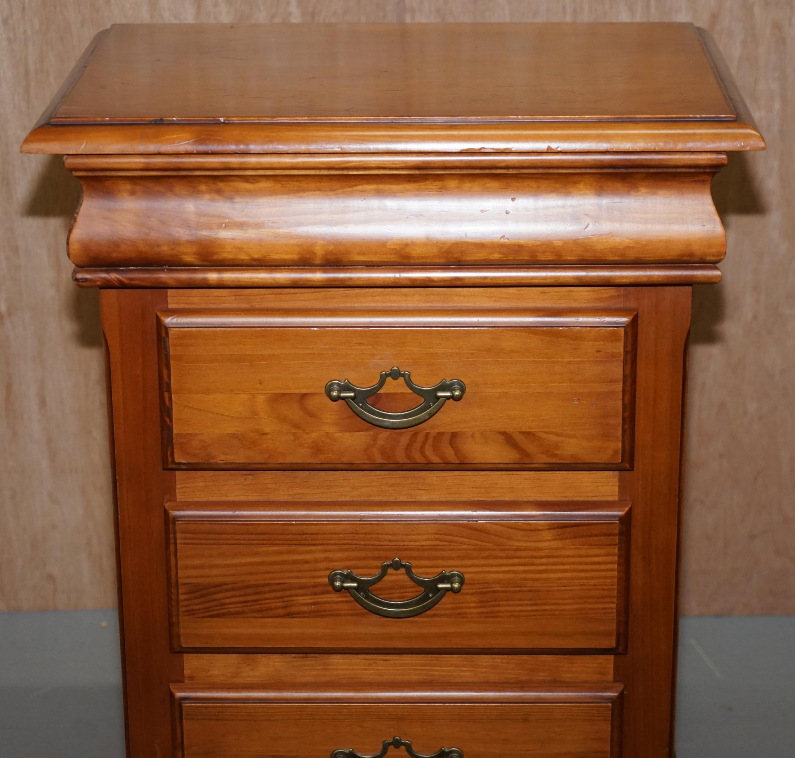 English Pair of Bedside Table Drawers with Four Drawers Each, Cherry Color Wood