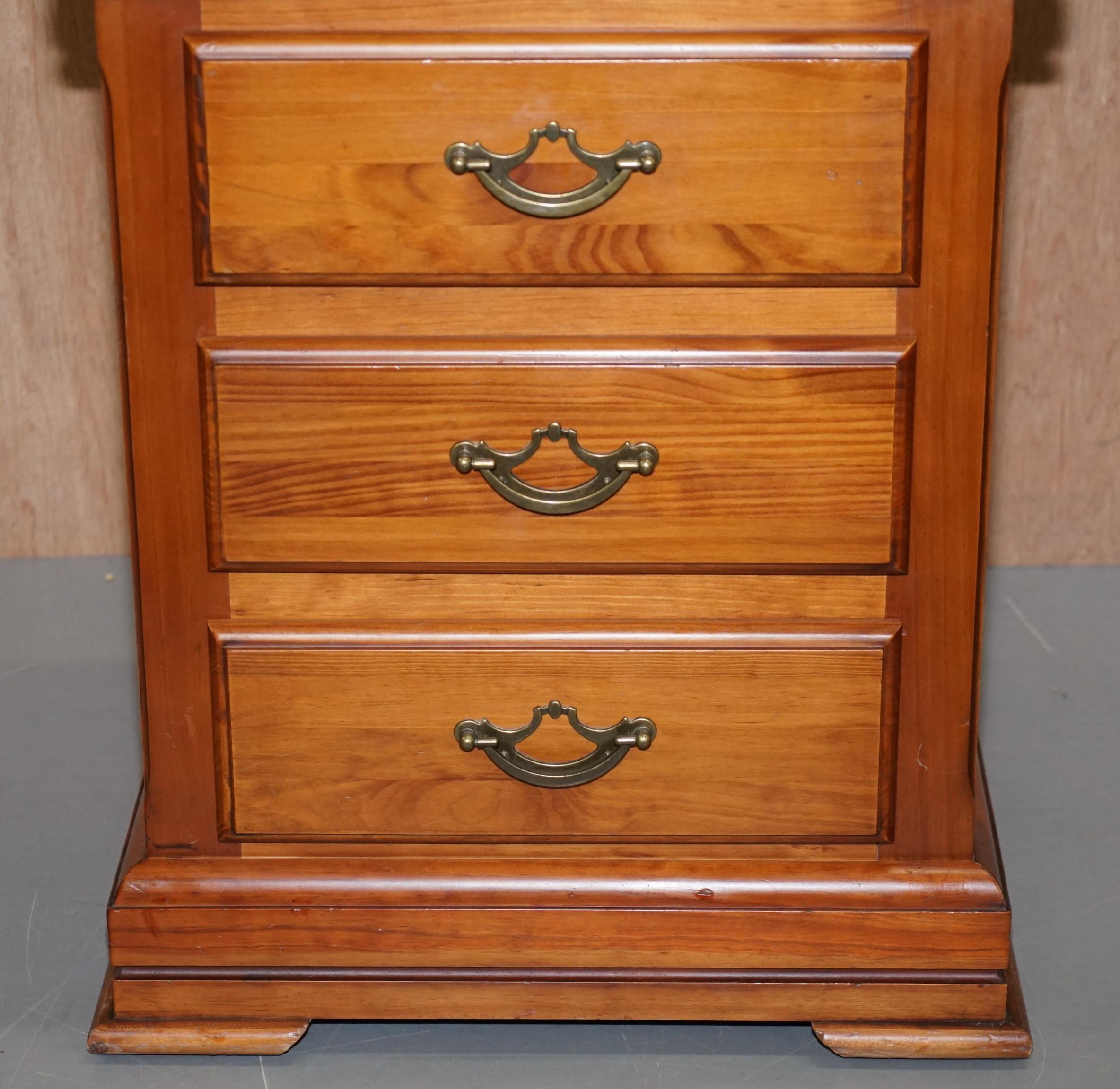 Hand-Crafted Pair of Bedside Table Drawers with Four Drawers Each, Cherry Color Wood