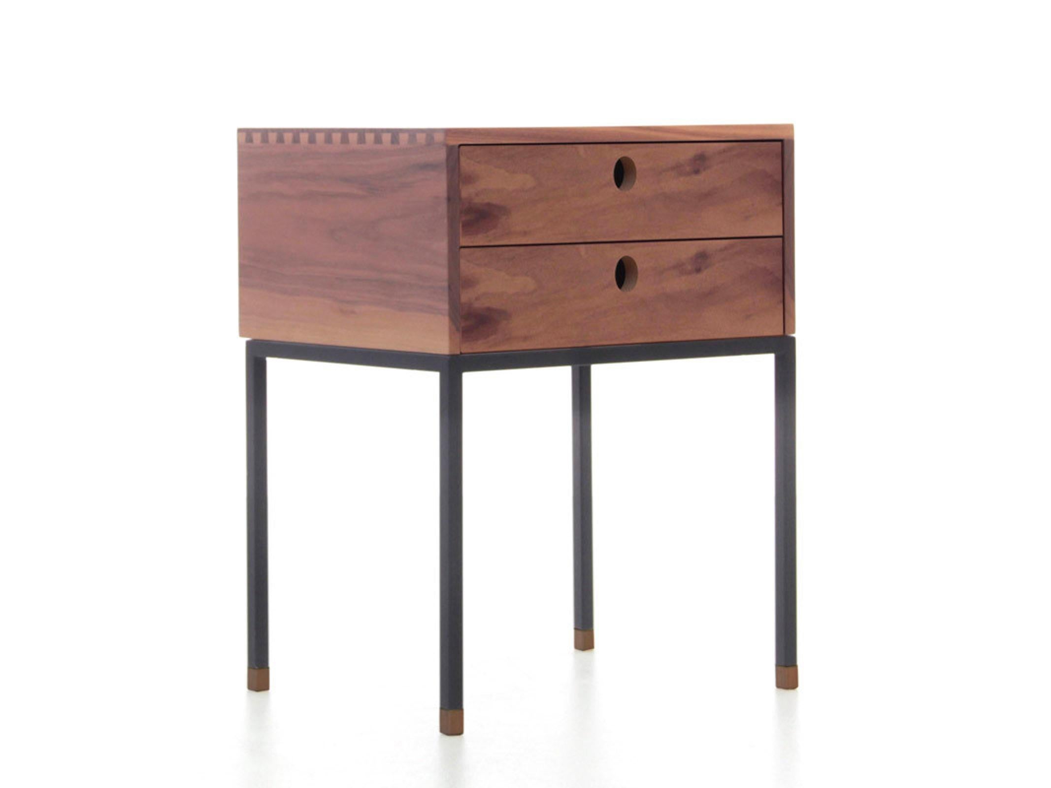 Pair of bedside table model Cosmopol. 2 drawers In New Condition For Sale In Courbevoie, FR