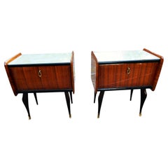 Paire de tables de chevet attribuées à Dassi