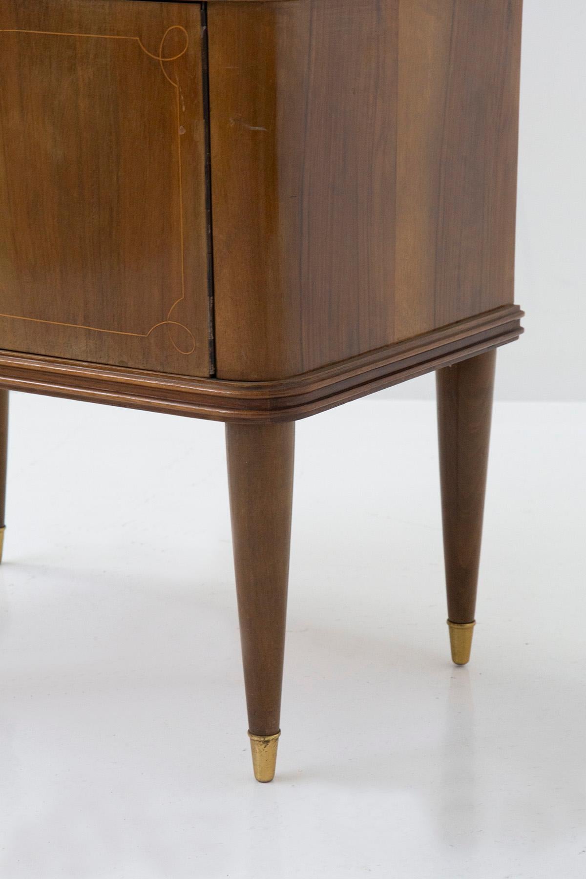 Mid-20th Century Pair of Bedside Tables Attributed to Paolo Buffa in Brass and Glass For Sale