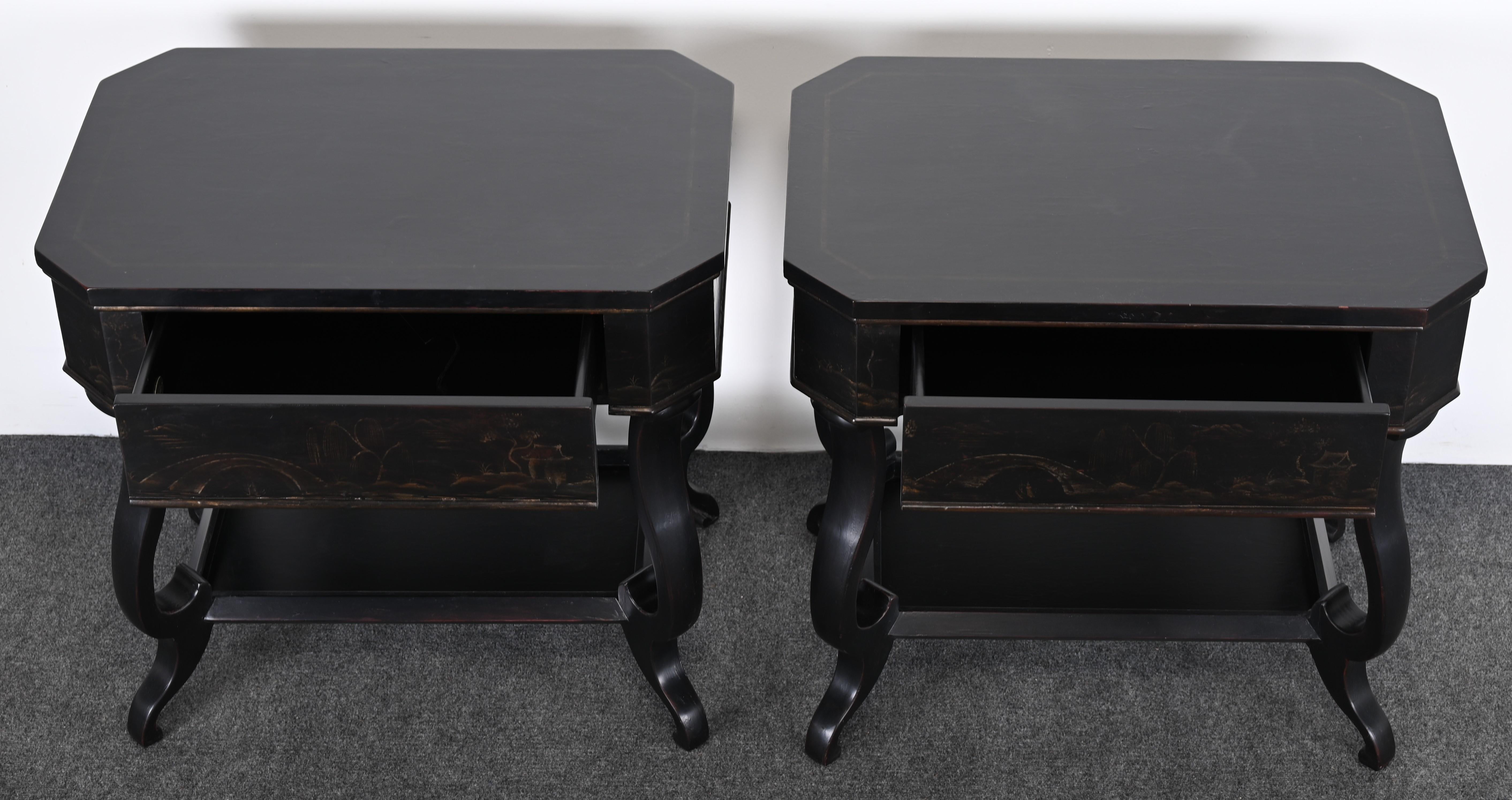 Wood Pair of Bedside Tables by Baker for the Charleston Collection, 20th Century