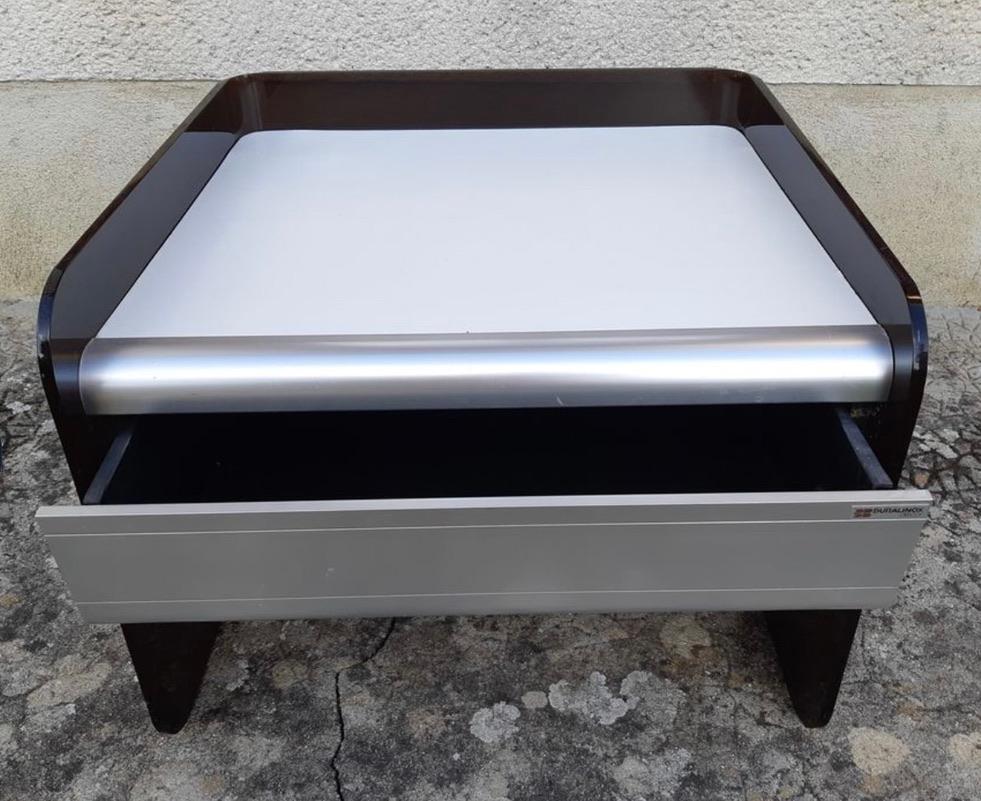 Pair of bedside tables by Bernard Govin published by Duralinox In Good Condition For Sale In PARIS, FR
