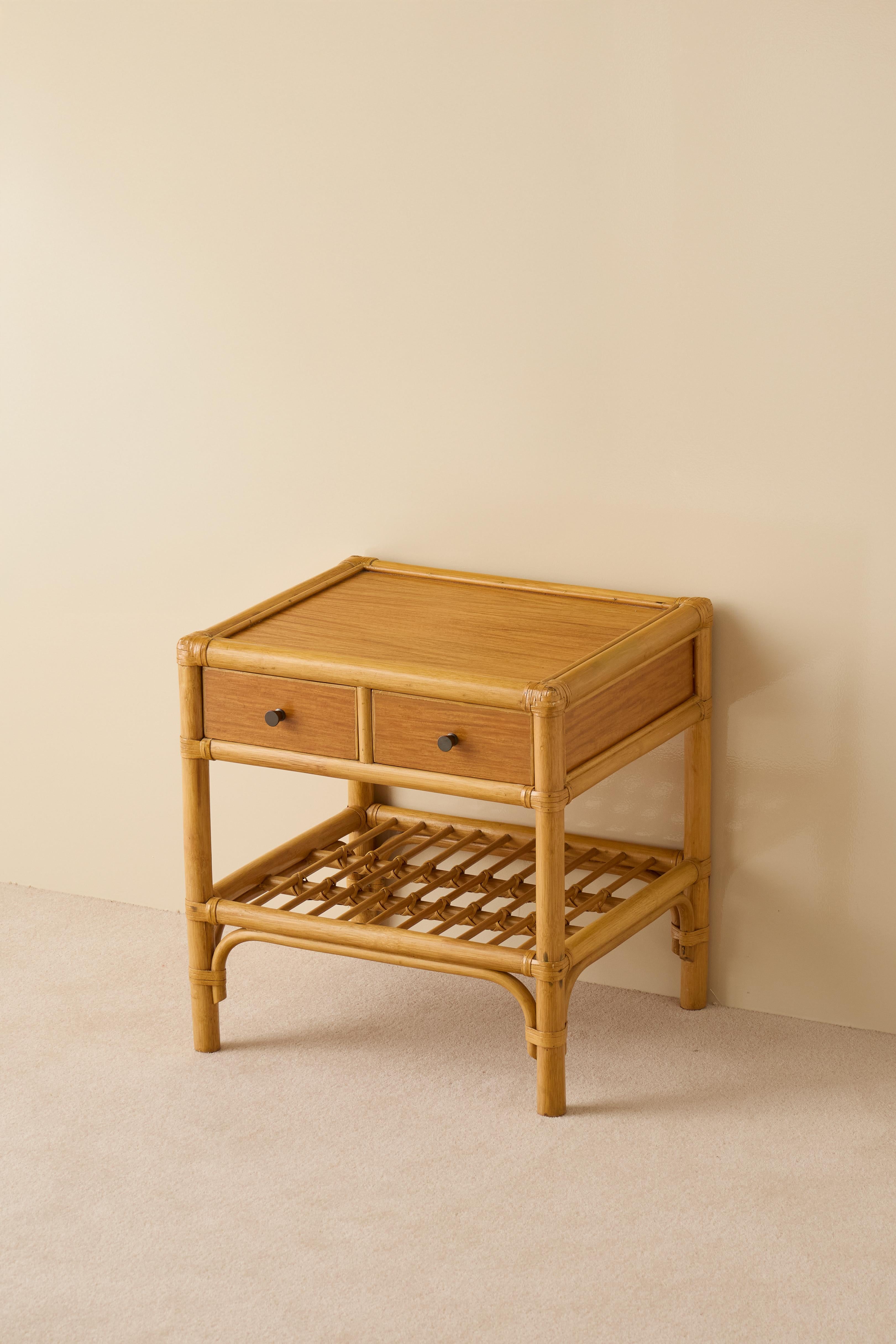 Scandinavian Modern Pair of bedside tables by DUX, Sweden, 1970s For Sale