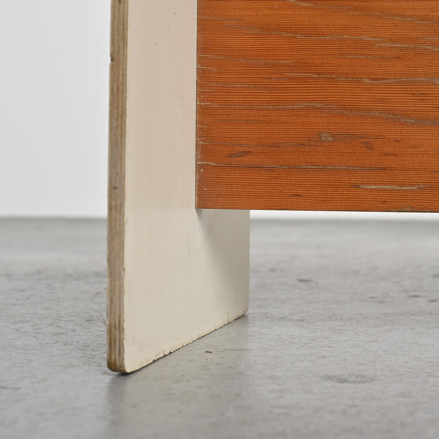 Paire de tables de chevet par Pierre Guariche, circa 1968 en vente 8