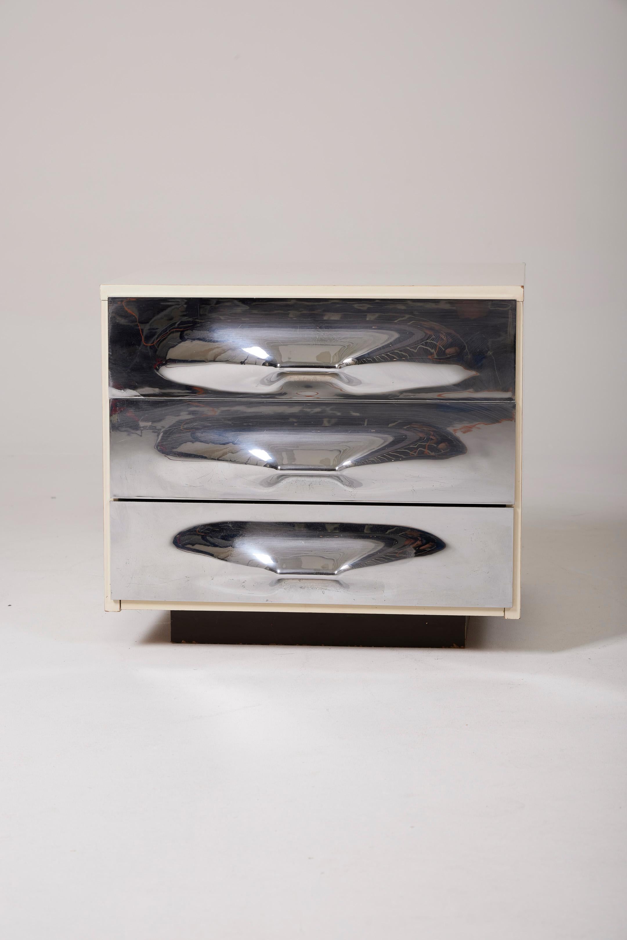 Pair of bedside tables by Raymond Loewy In Good Condition In PARIS, FR