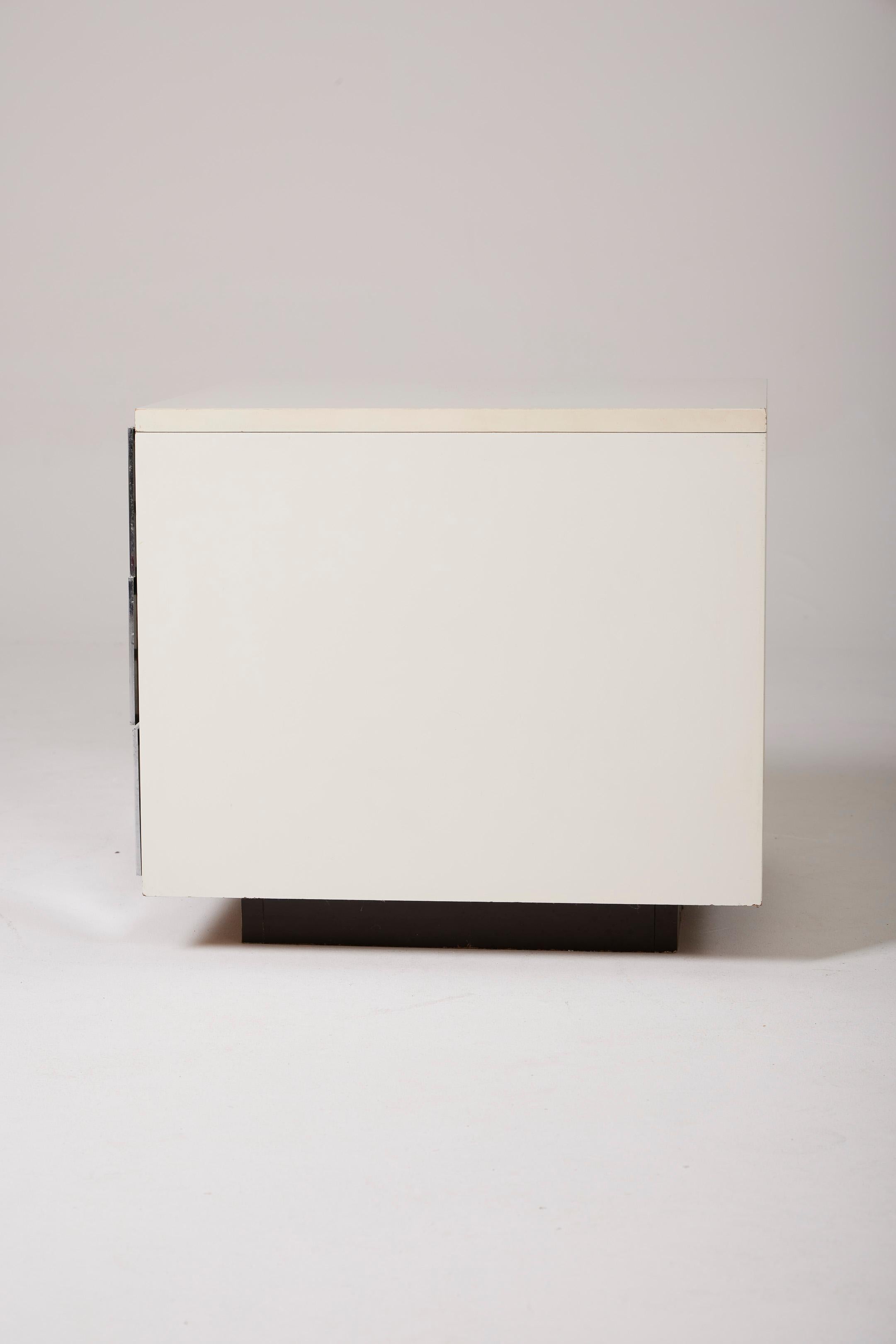 20th Century Pair of bedside tables by Raymond Loewy