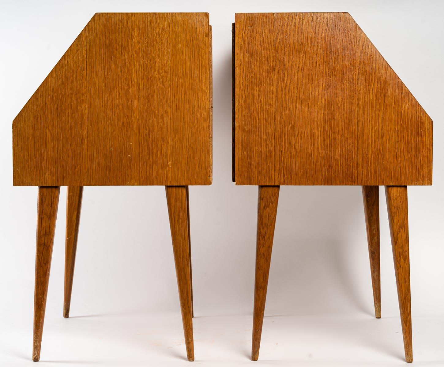 Mid-20th Century Pair of Bedside Tables, circa 1950-1960