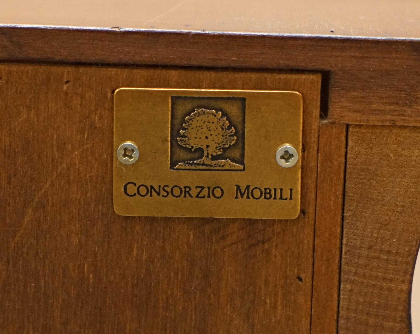 Paire de tables de chevet Tiroir Made in Italy by Consorzio Mobili Cadre en acajou 1