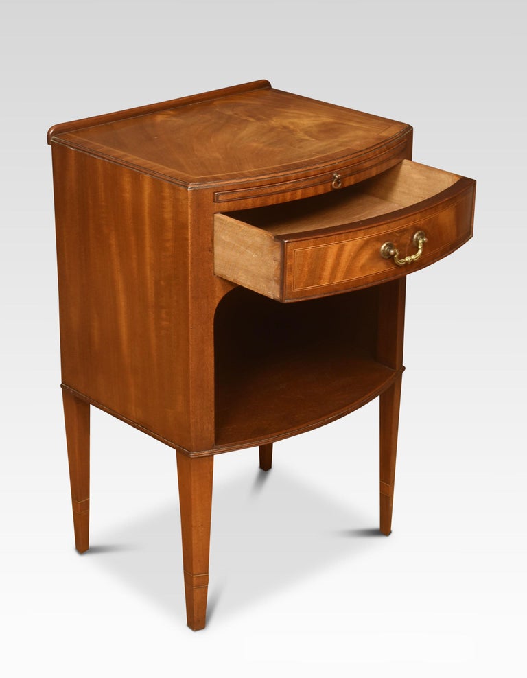 Pair of bedside tables For Sale at 1stDibs