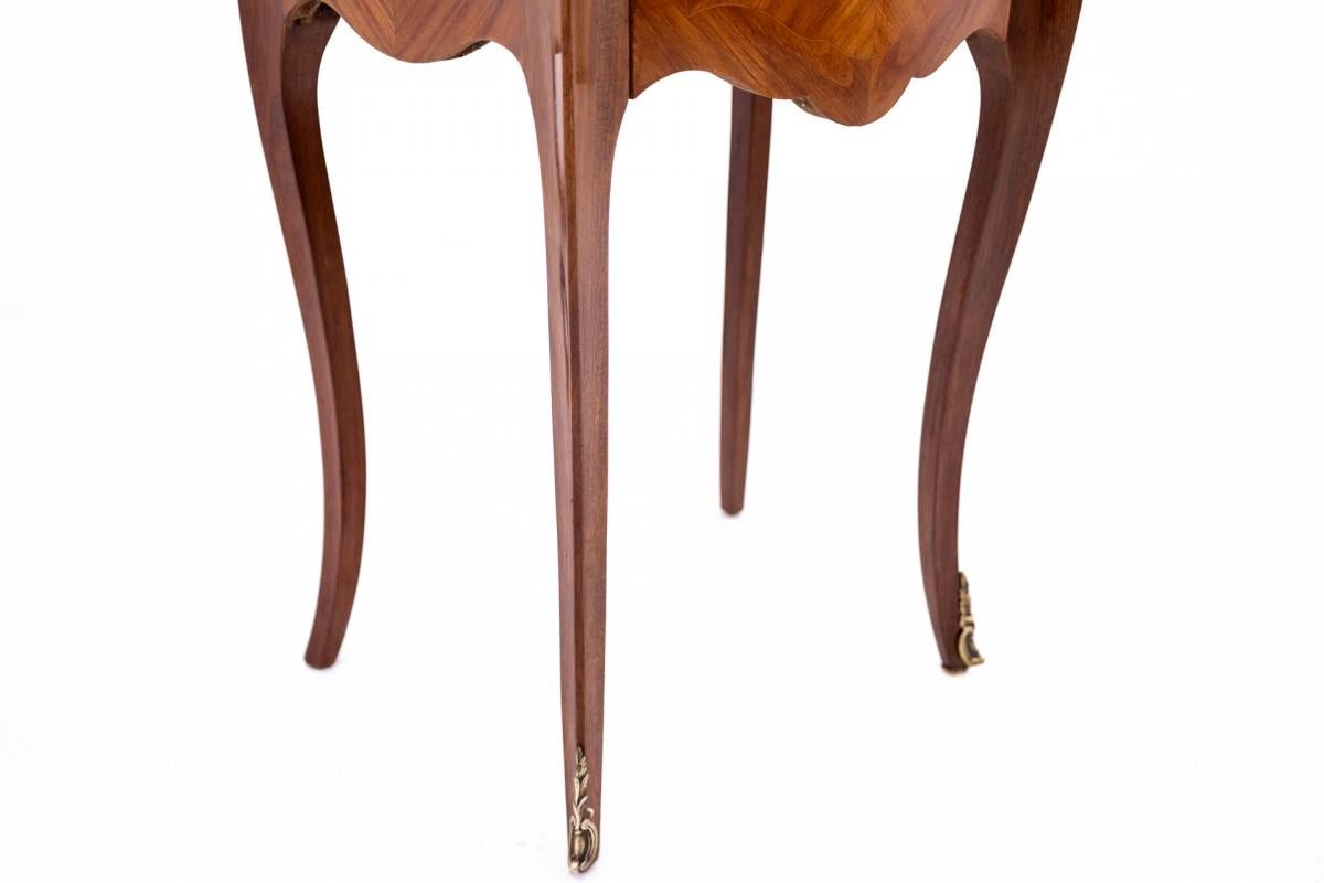 Paire de tables de chevet, France, vers 1910 en vente 6