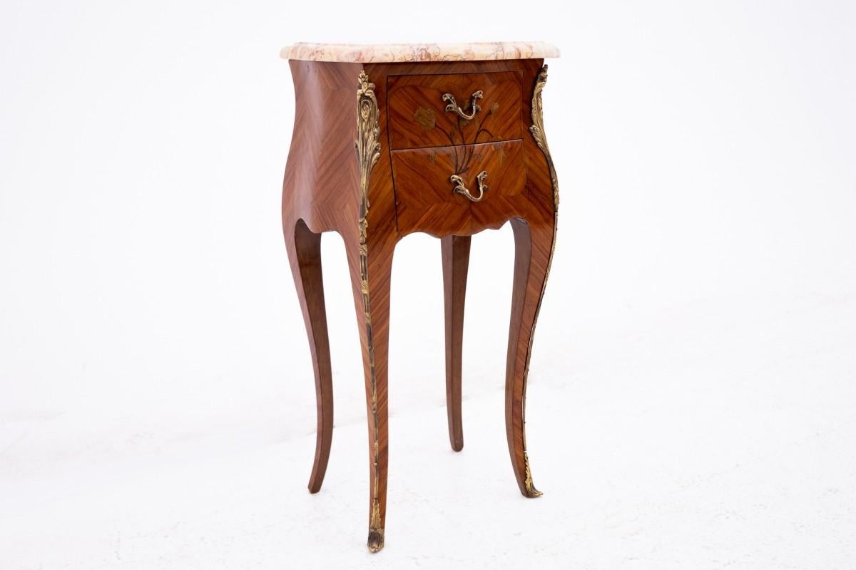 Pair of bedside tables, France, circa 1920. In Good Condition For Sale In Chorzów, PL