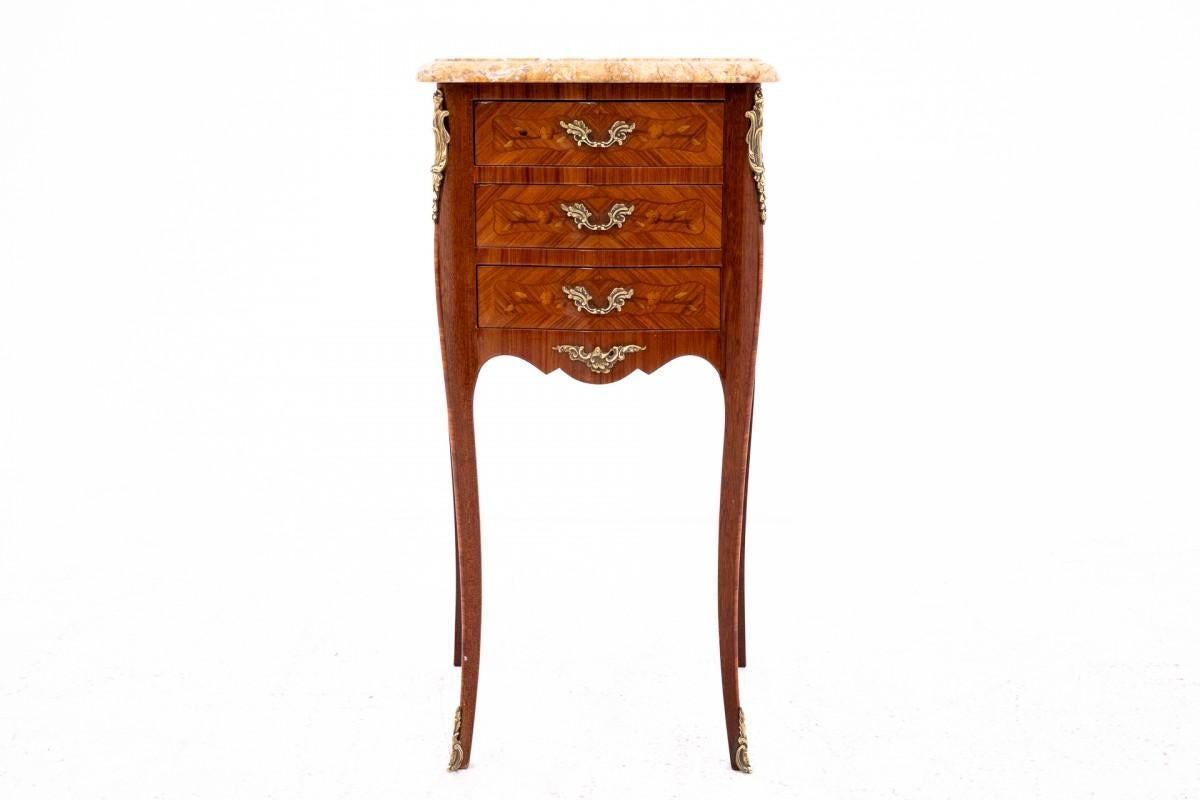Pair of bedside tables, France, early 20th century. For Sale 1
