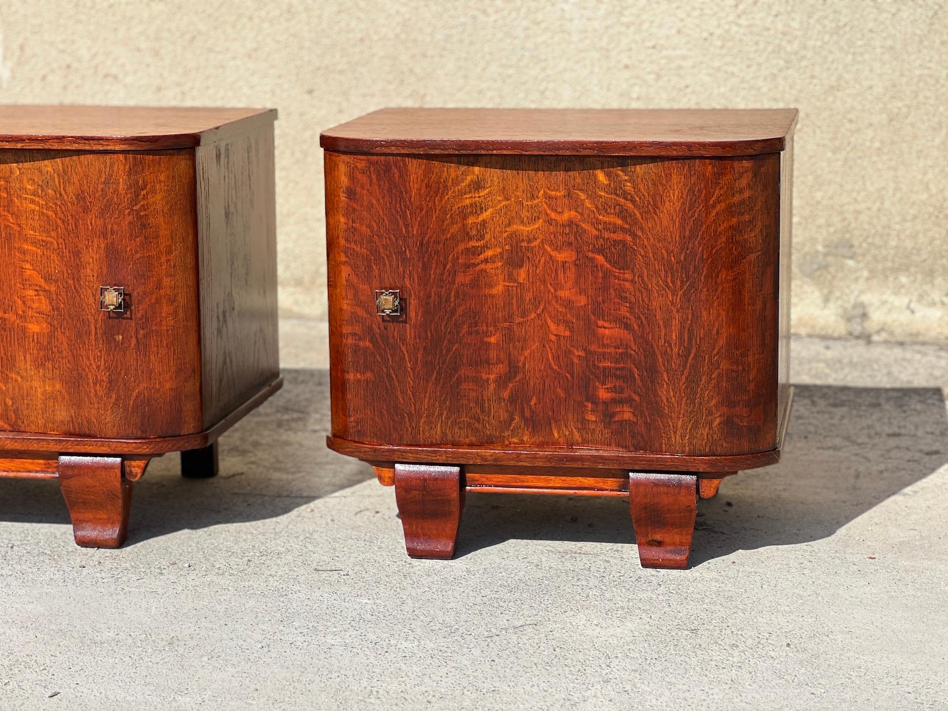 Pair of Bedside Tables French Work, 1940 For Sale 1
