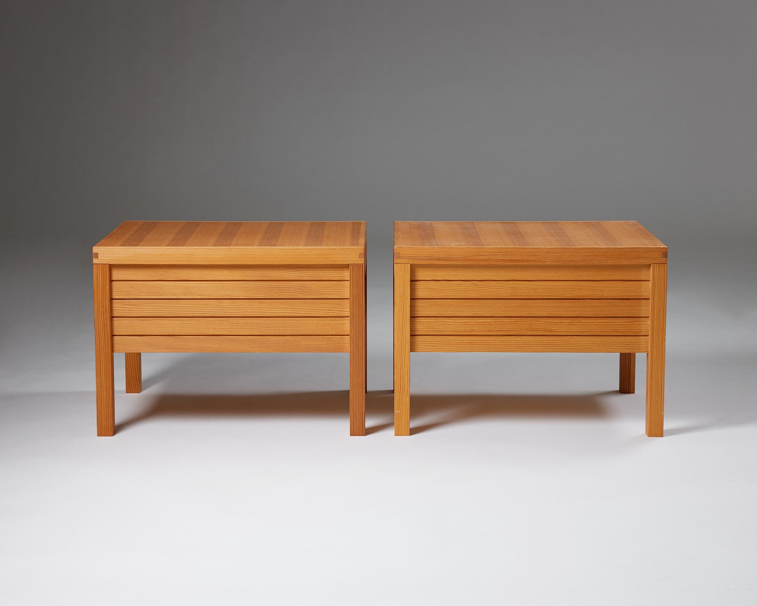 Scandinavian Modern Pair of Bedside Tables ‘Guest Stool Z’ for the Carl Malmsten Centre, Sweden For Sale