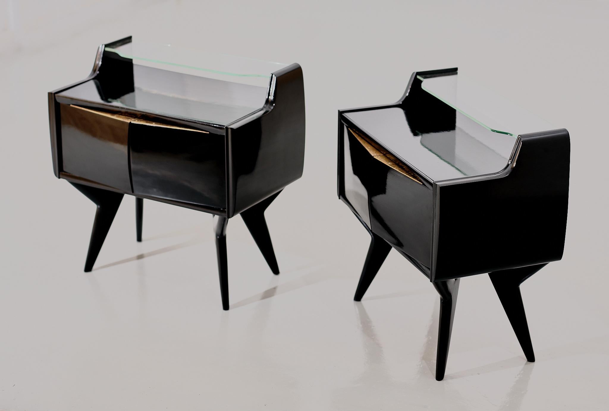 Pair of Bedside Tables in Black Lacquered Wood, Brass and Glass, 1950s 5