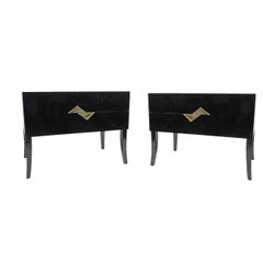 Coppia di comodini in intarsio nero e ottone di Ginger Brown