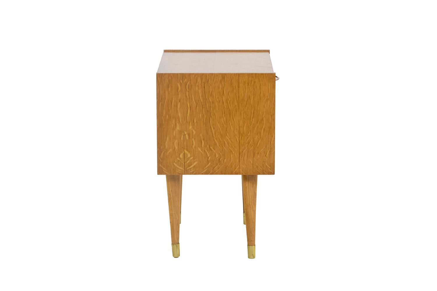 Pair of Bedside Tables in Oak, 1950s In Good Condition In Saint-Ouen, FR