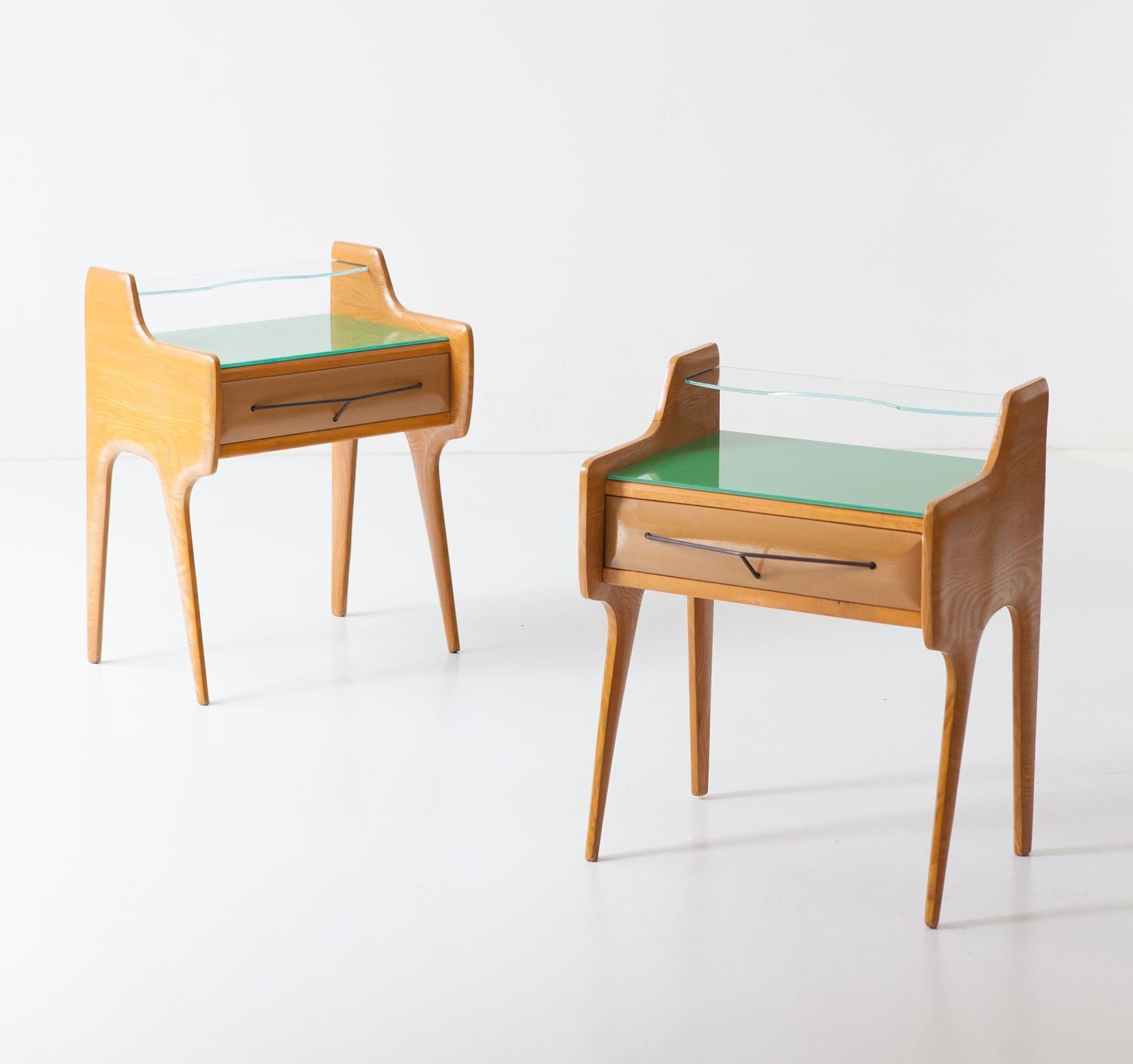 Pair of Bedside Tables in Oak with Green Glass Top, Italy, 1950s 4