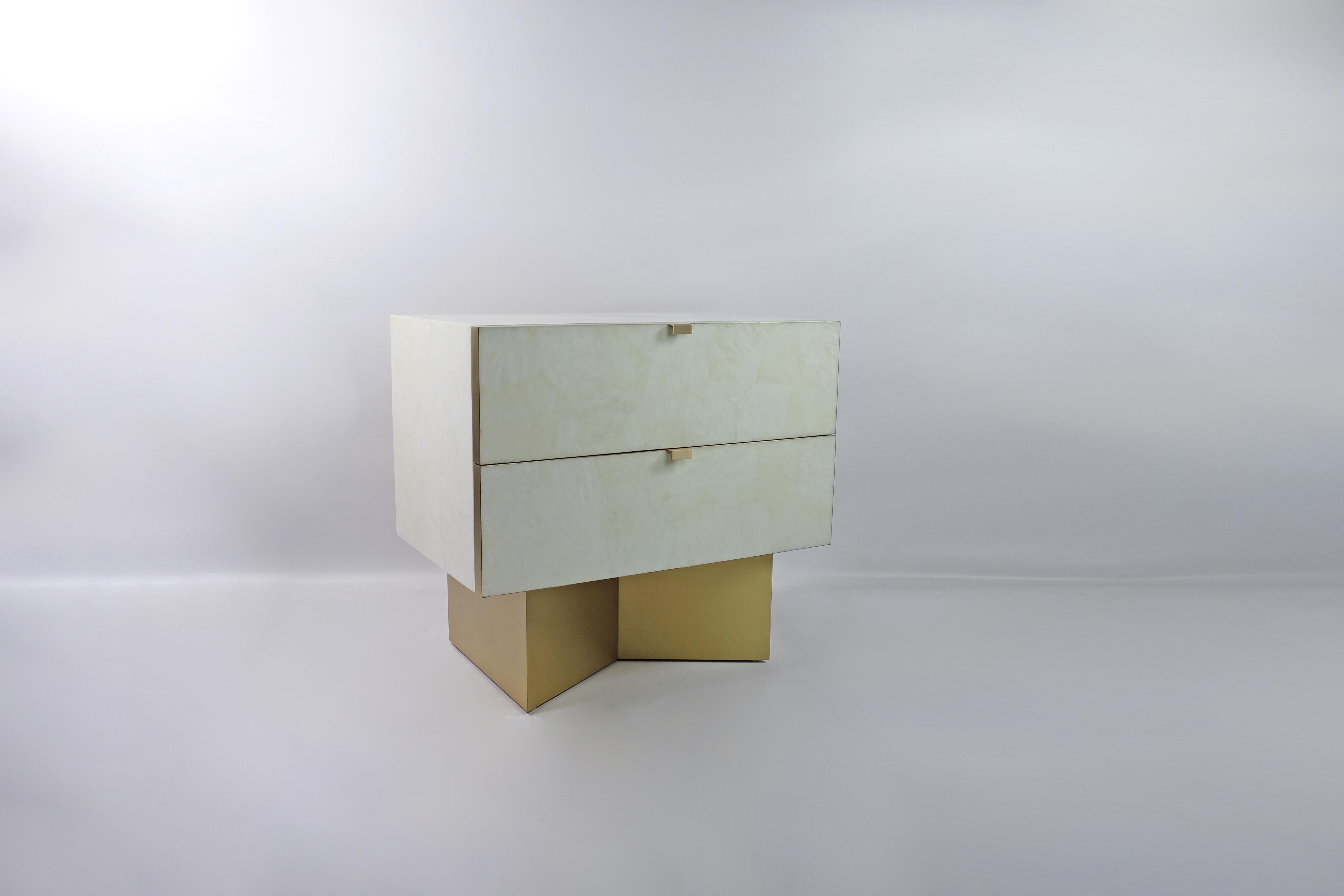French Pair of Bedside Tables in White Rock Crystal Marquetry and Brass For Sale