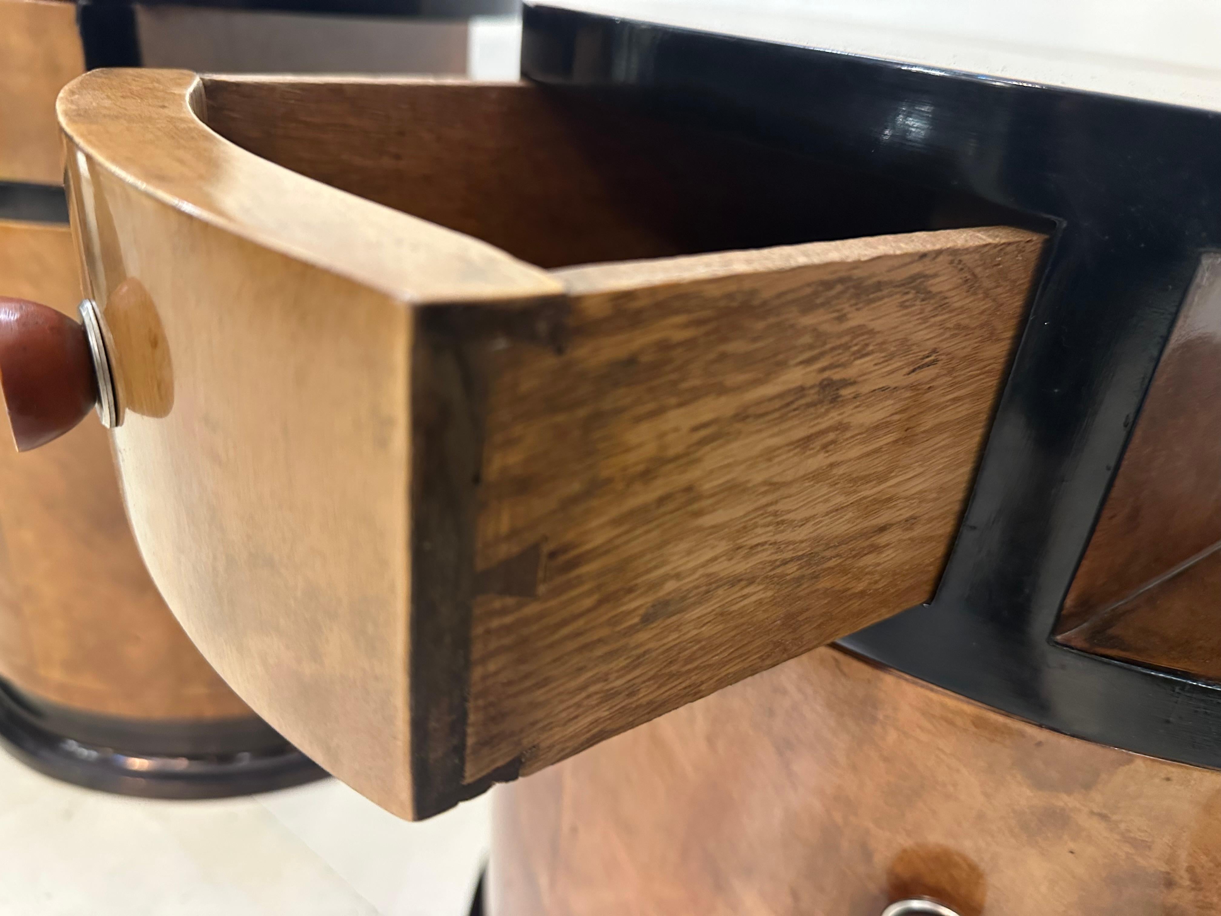 Paire de tables de chevet en bois, 1920, style Art déco en vente 1