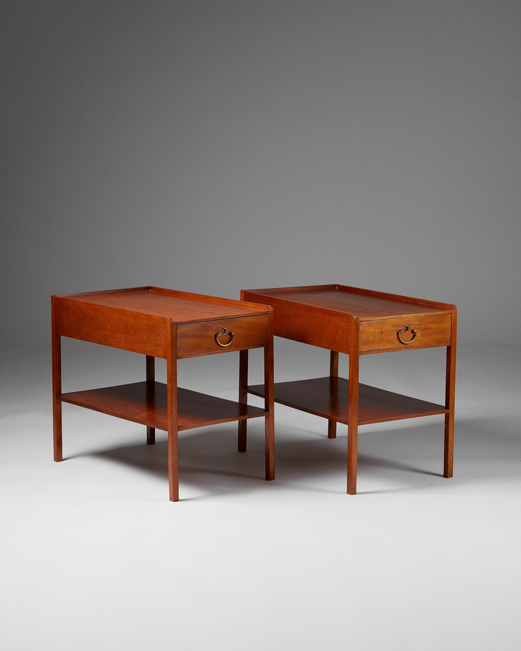 Mid-Century Modern Pair of Bedside Tables Model 914 Designed by Josef Frank for Svenskt Tenn