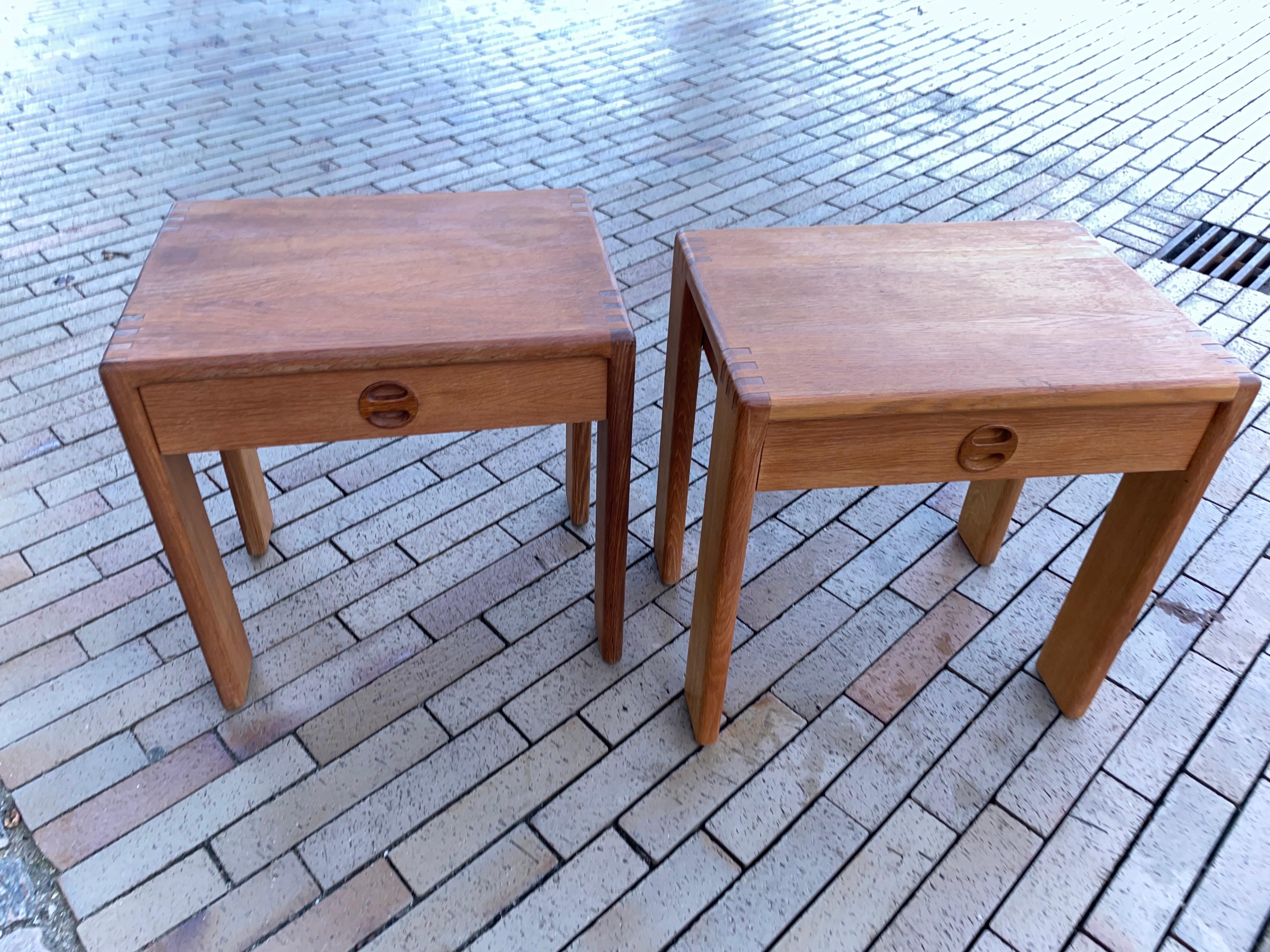 Pair of Bedside Tables Nightstands Oak, Esko Pajamies for Asko Finland 1960s For Sale 13