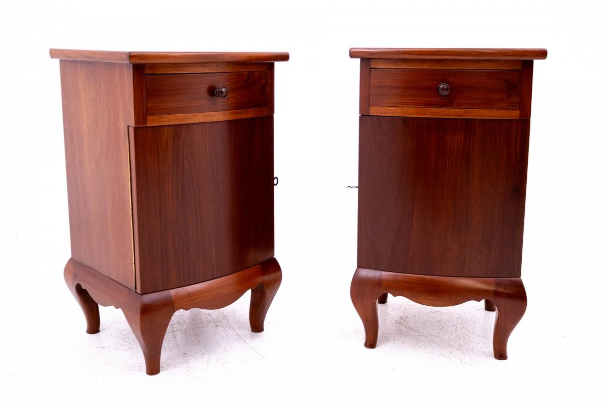 Bedside tables from the 1940s, Poland.

Furniture in very good condition, after professional renovation.

Dimensions: height 72 cm / width 42 cm / depth 40 cm
