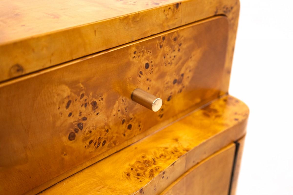 Paire de tables de chevet, Pologne, vers 1940. en vente 3