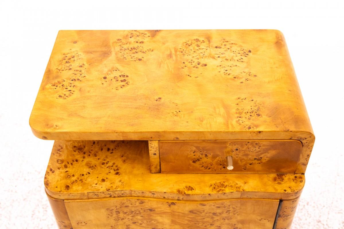Paire de tables de chevet, Pologne, vers 1940. en vente 4