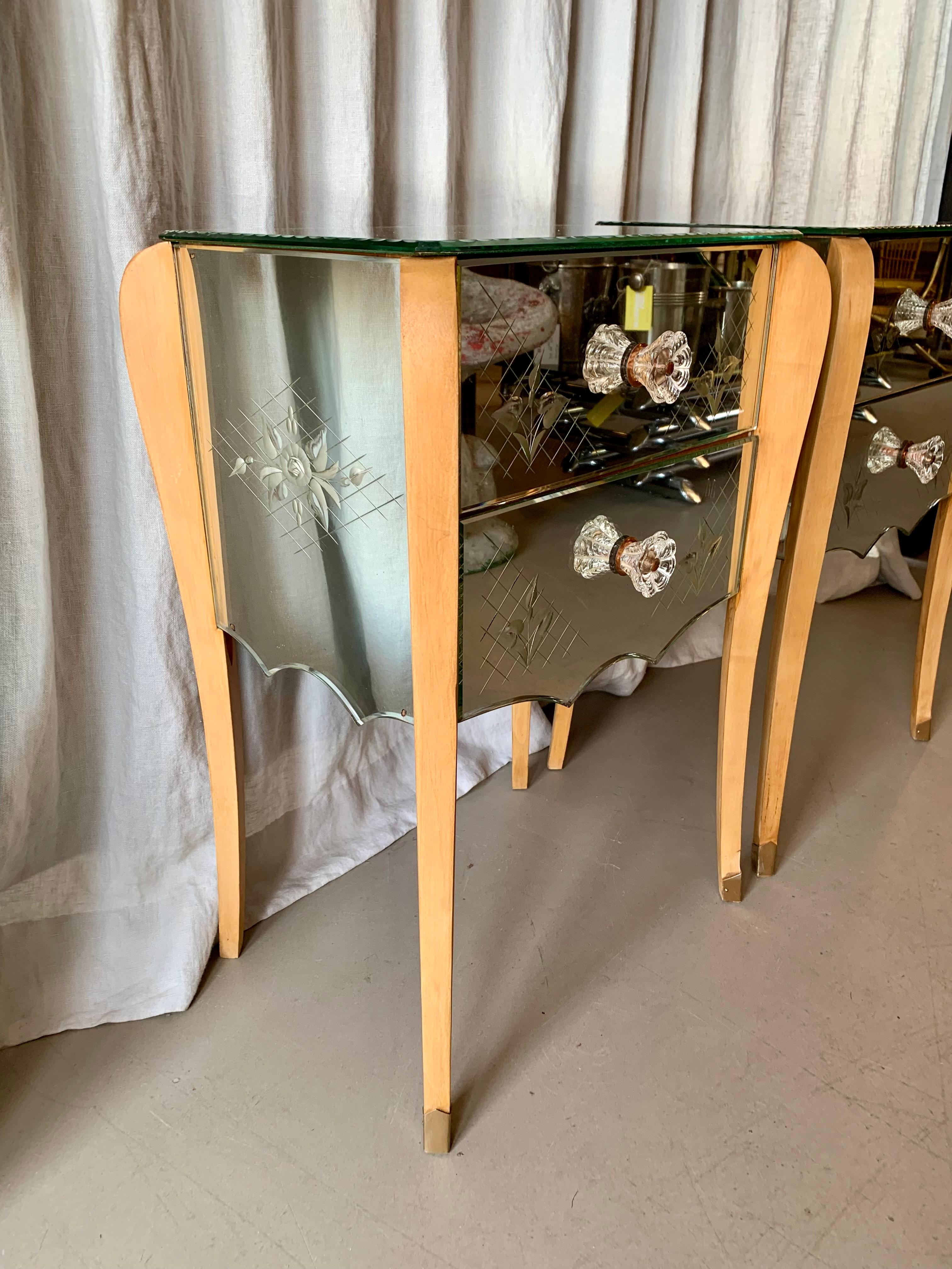 Mirror Pair of Bedside Tables - Venetian Style For Sale