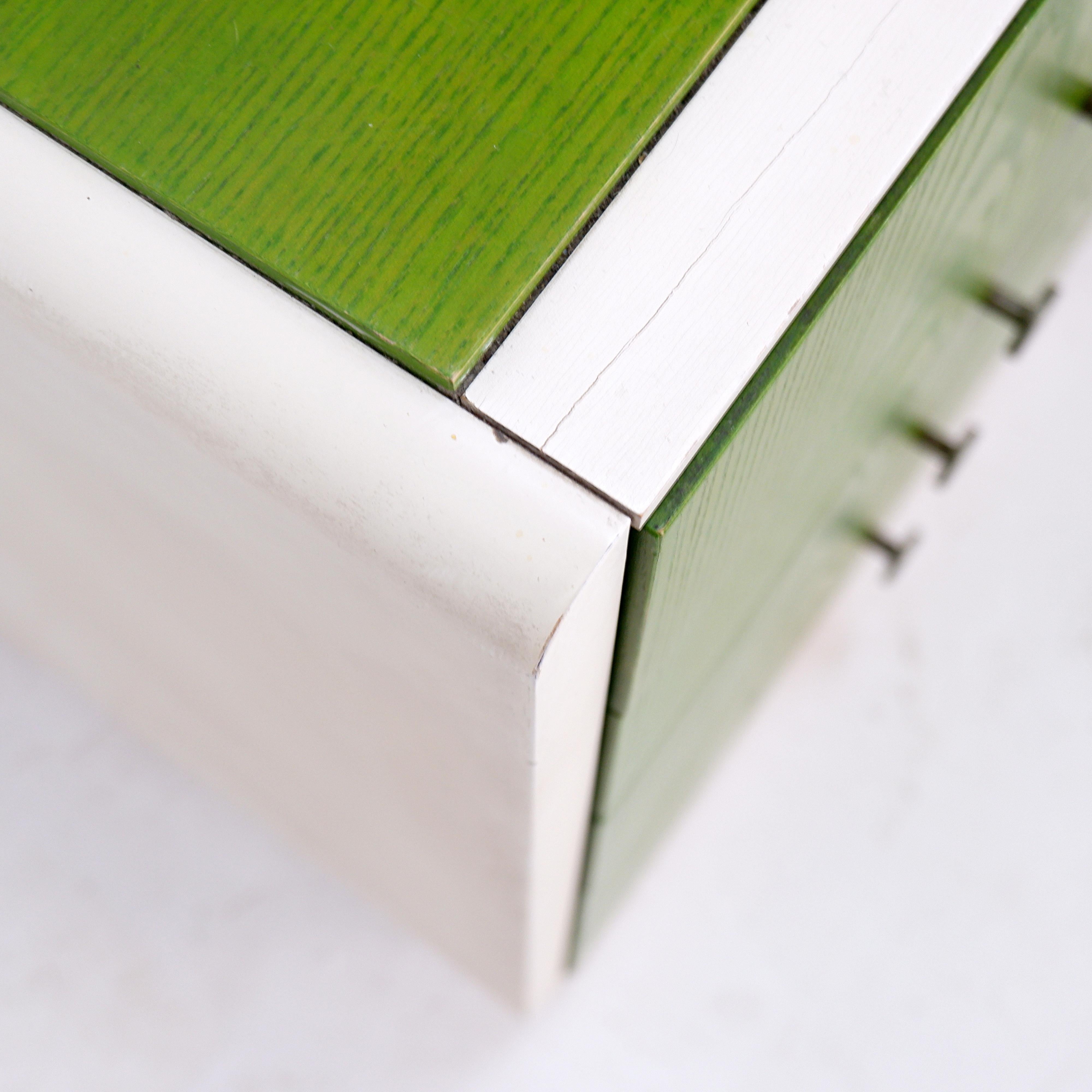 Scandinavian Modern Pair of bedside tables with drawers - 1980s For Sale