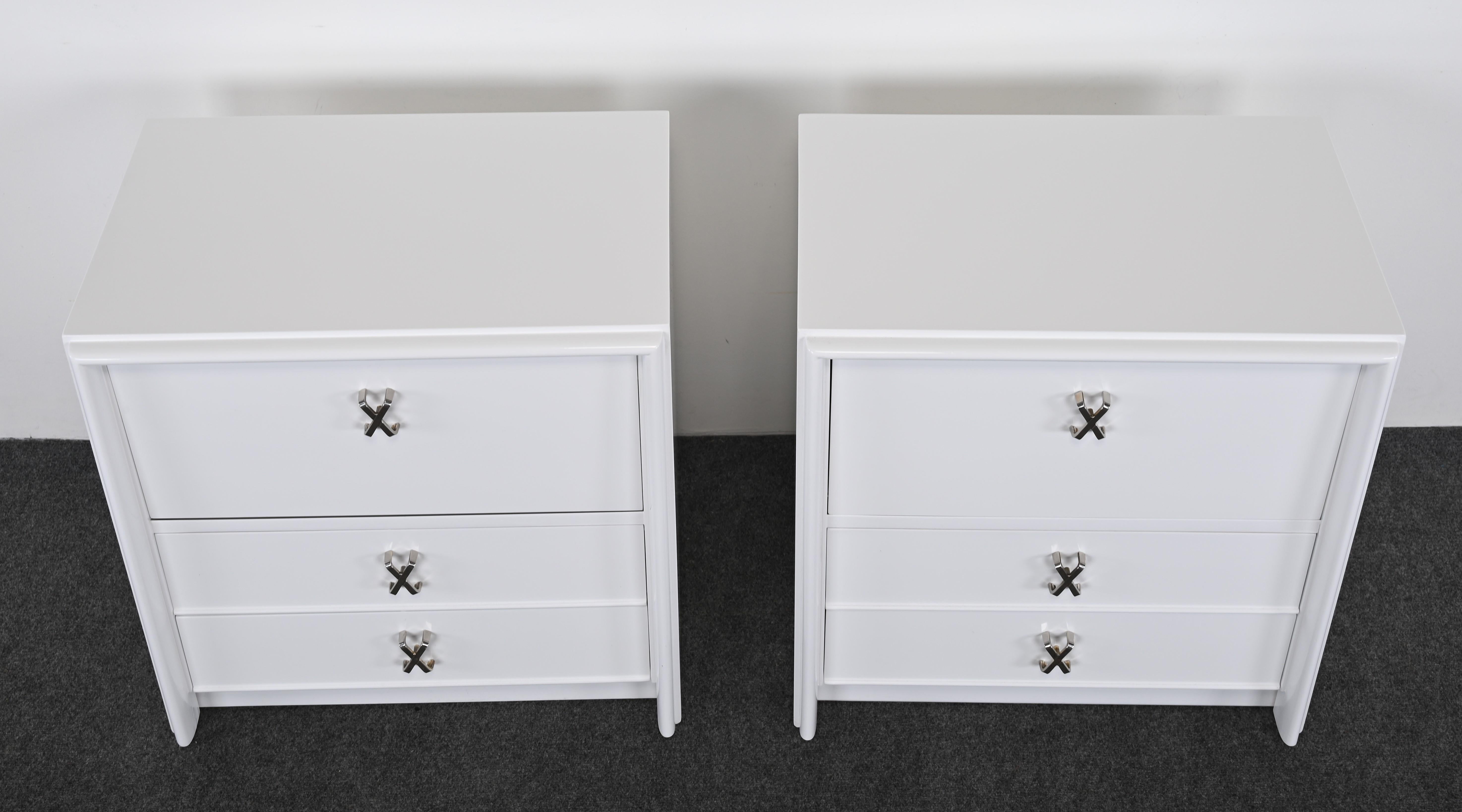 Metal Pair of Bedside Tables with Silver X-Pulls by Paul Frankl, 1950 For Sale