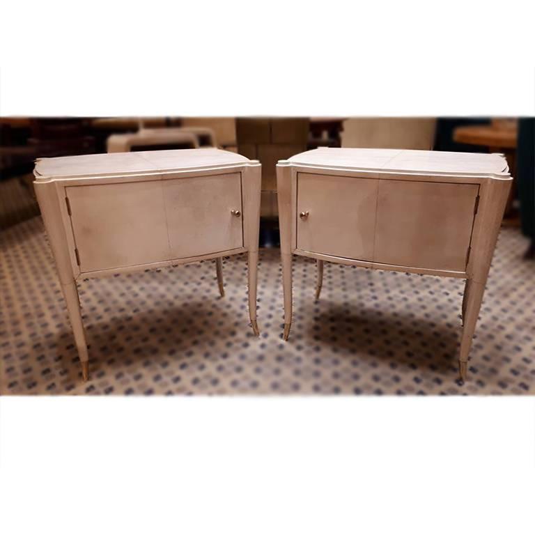 Pair of Bedside Tables, Completely Covered with Parchment from Italy, 1930 In Excellent Condition For Sale In Milan, IT