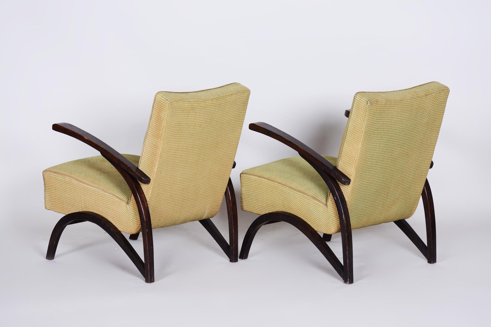 Pair of Beech Art Deco Armchairs by Jindrich Halabala, 1930s, Original Condition In Good Condition In Horomerice, CZ