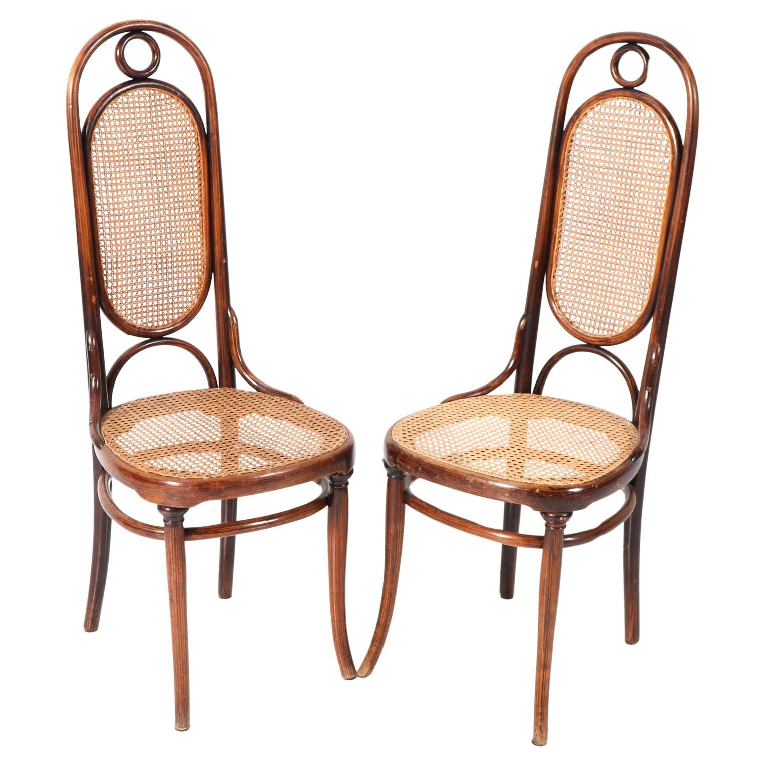 Pair of Beech Art Nouveau High Back Chairs Model 17 by Michael Thonet, 1890s For Sale