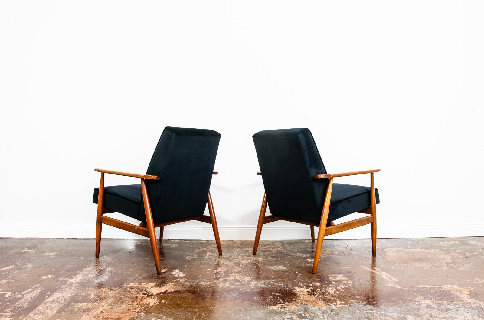 Beech Pair Of Mid Century Armchairs Type 300-190 by H.Lis, 1960's For Sale