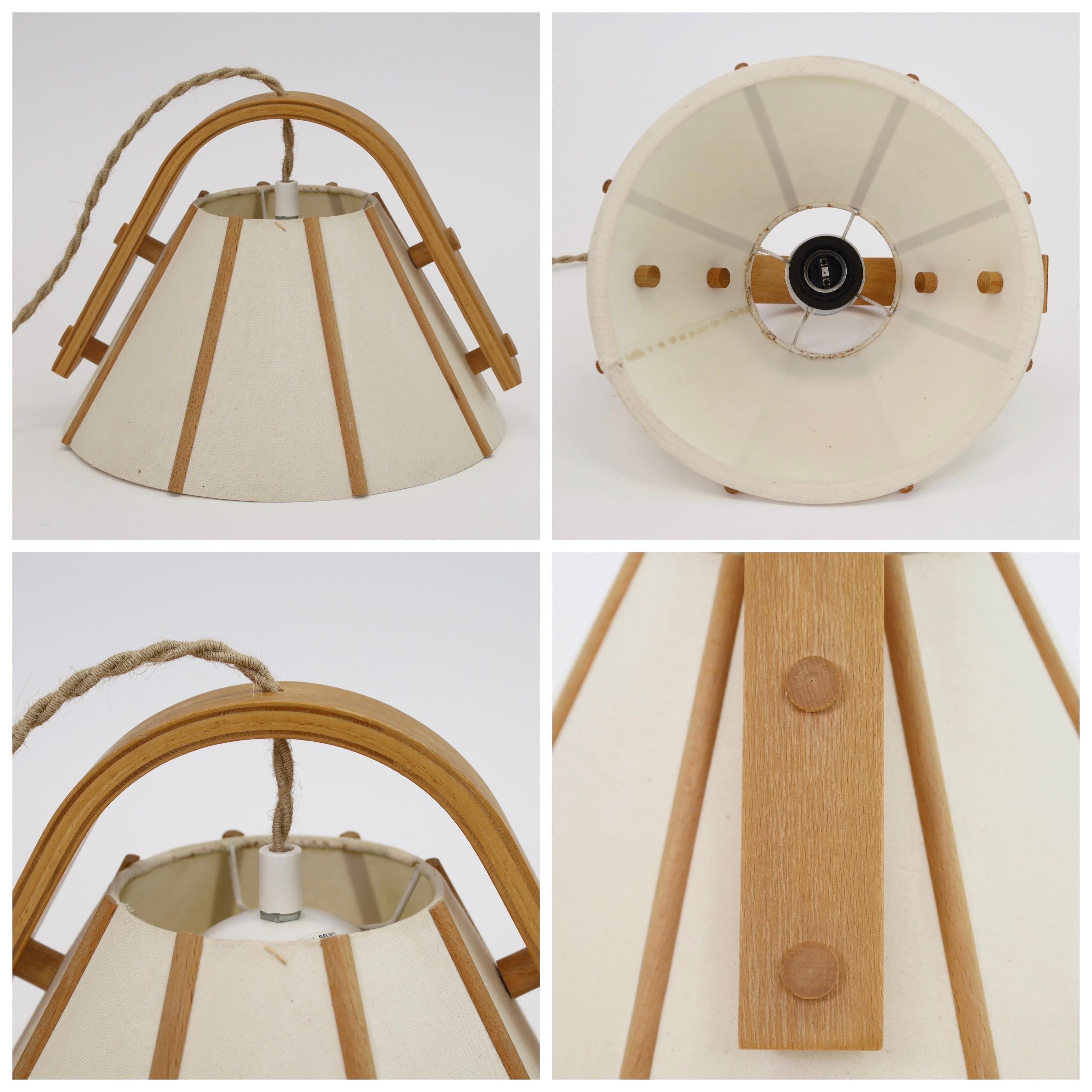 Coppia di lampade a sospensione in legno di Beeche di Jan Wood Light, anni '70, Svezia in vendita 5