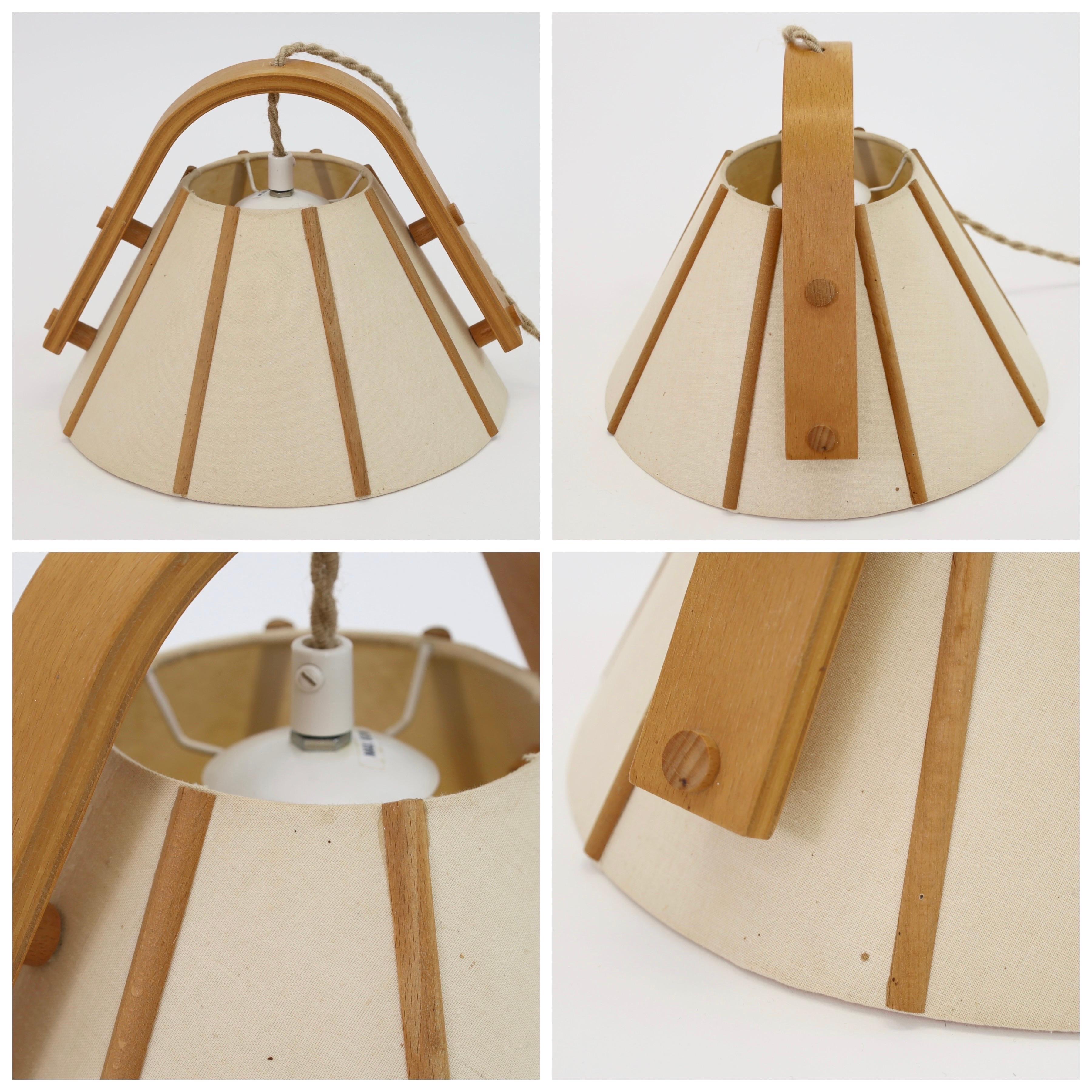 Coppia di lampade a sospensione in legno di Beeche di Jan Wood Light, anni '70, Svezia in vendita 6
