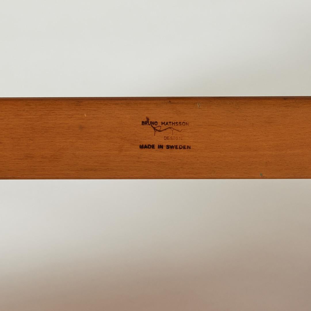 Paire de chaises de lecture en bois de hêtre et cuir patiné de Bruno Mathsson en vente 2