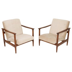 Paire de fauteuils beige Edmund Homa, GFM-142, années 1960, Pologne