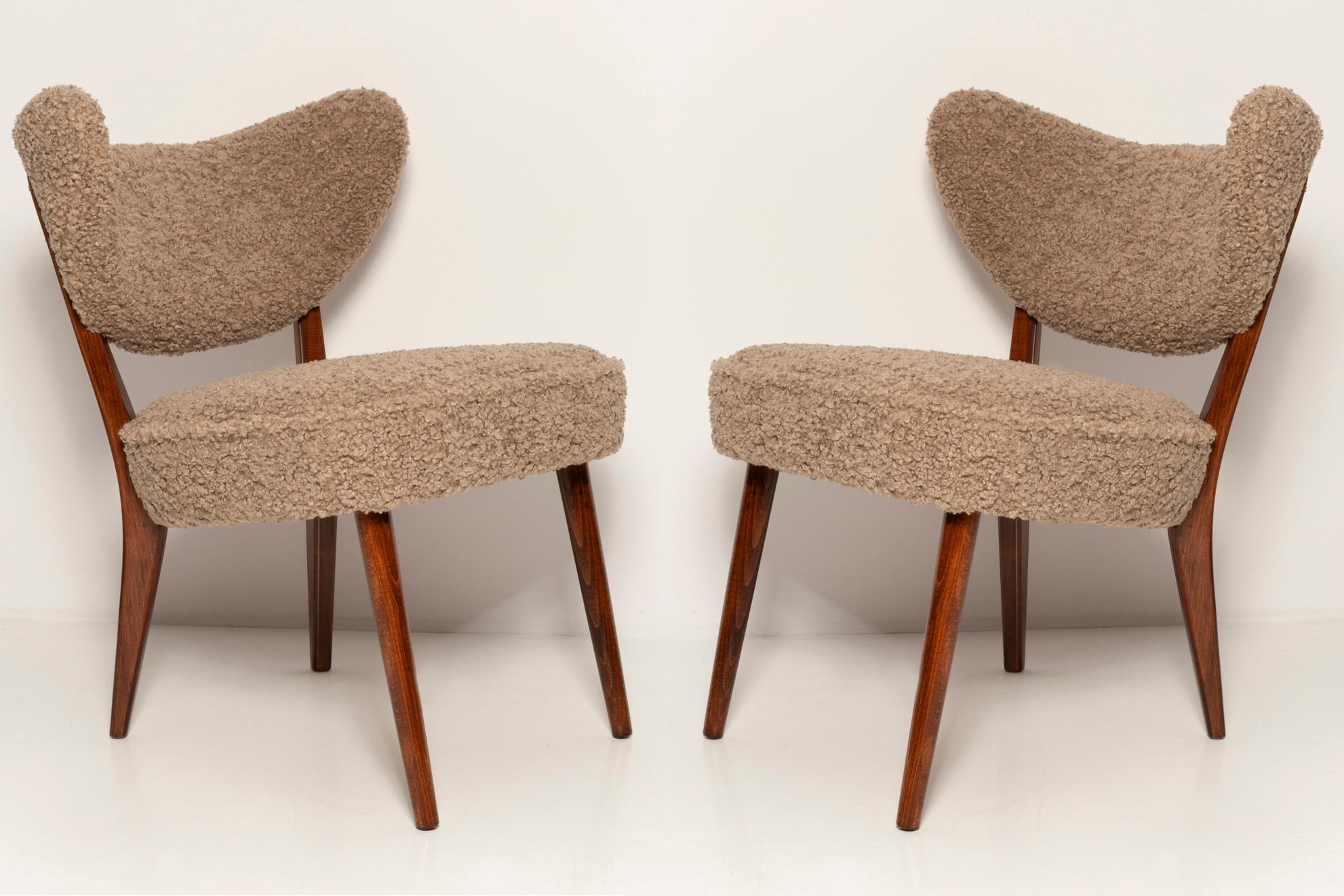 Pair of Beige Boucle Shell Club Chairs, by Vintola Studio, Europe, Poland For Sale 2