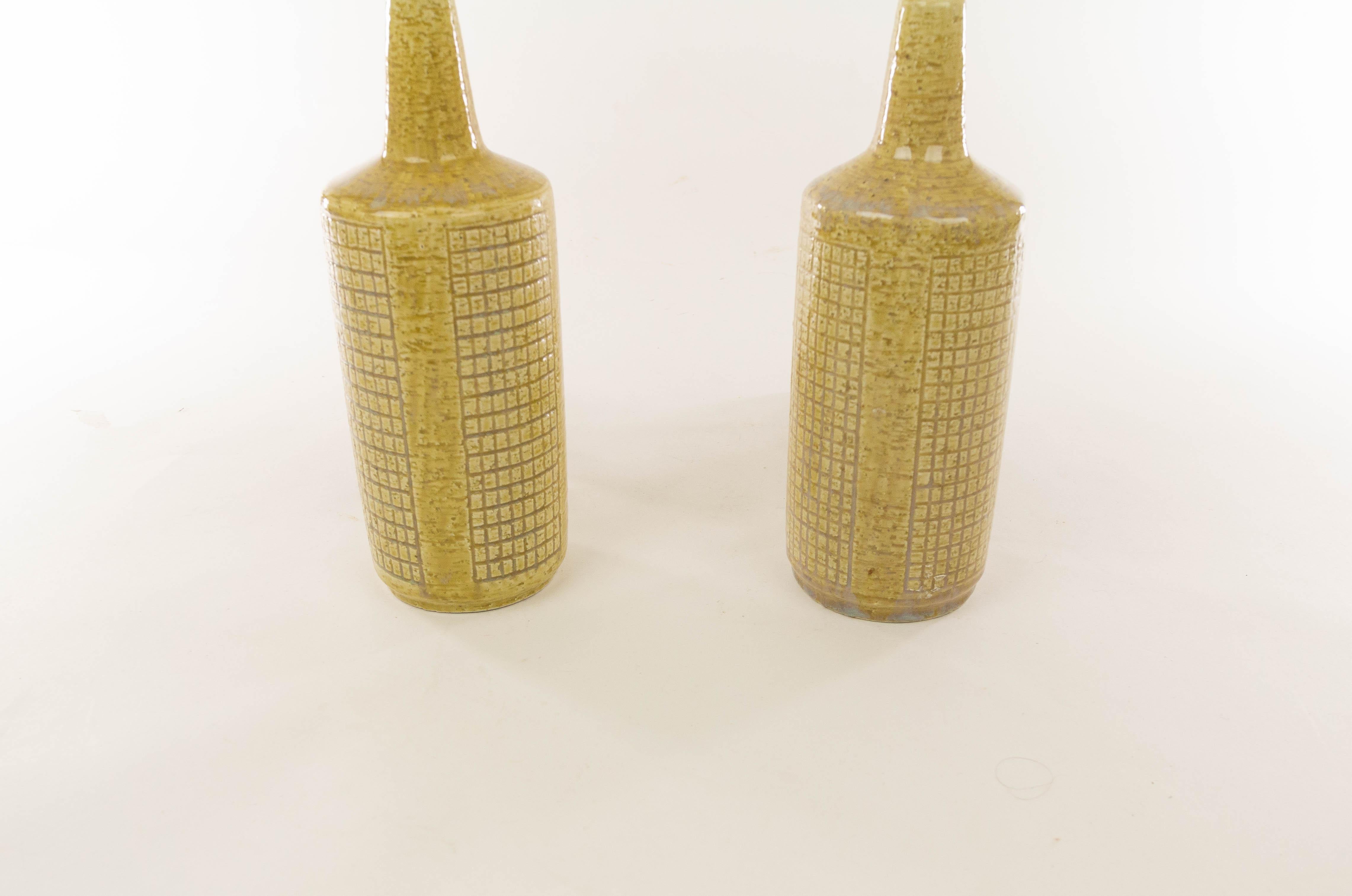 Mid-20th Century Pair of Beige DL/30 Table Lamps by Linnemann-Schmidt for Palshus, 1960s For Sale