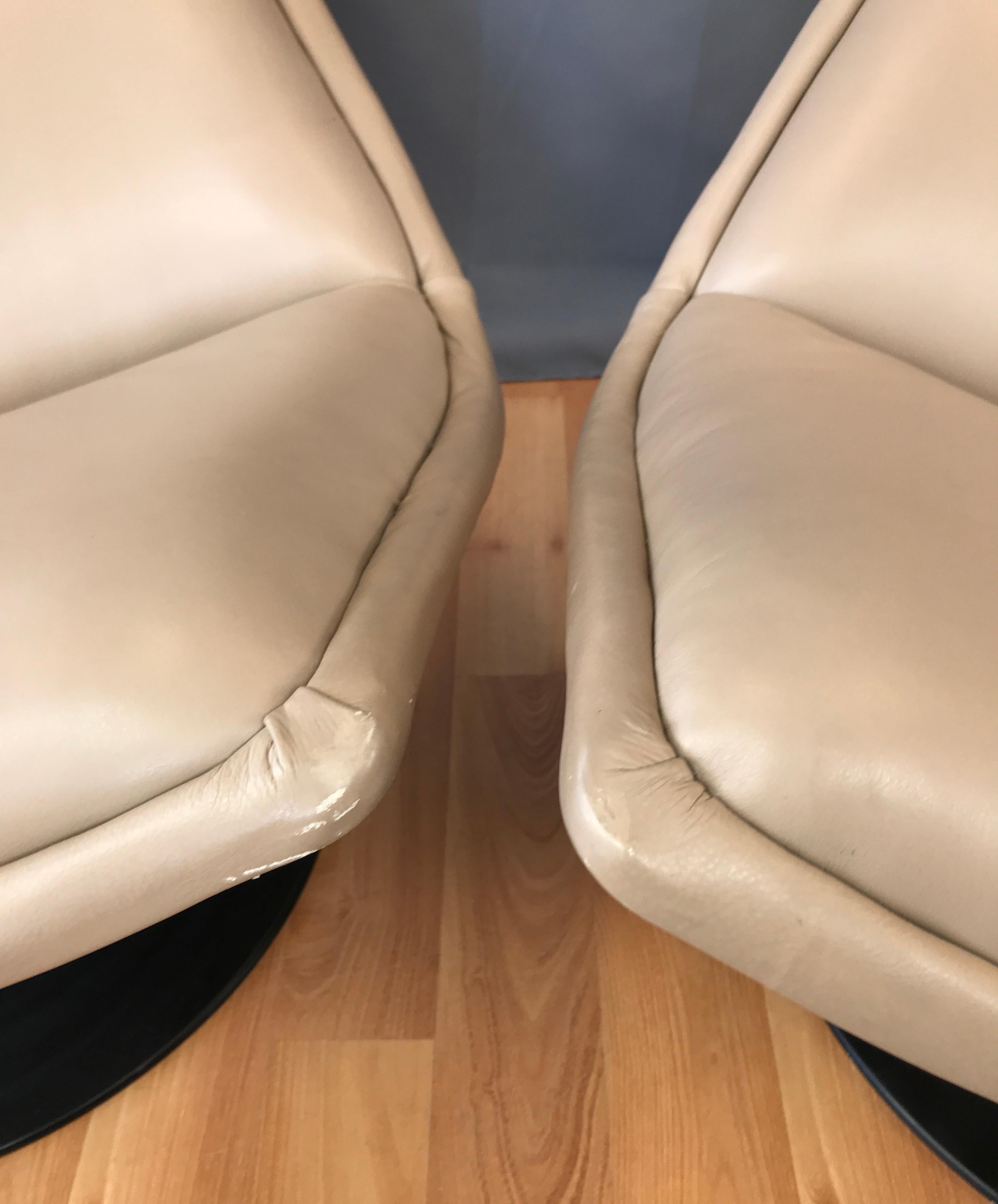 Pair of Geoffrey Harcourt for Artifort F511 Leather Swivel Lounge Chairs, 1970s 8