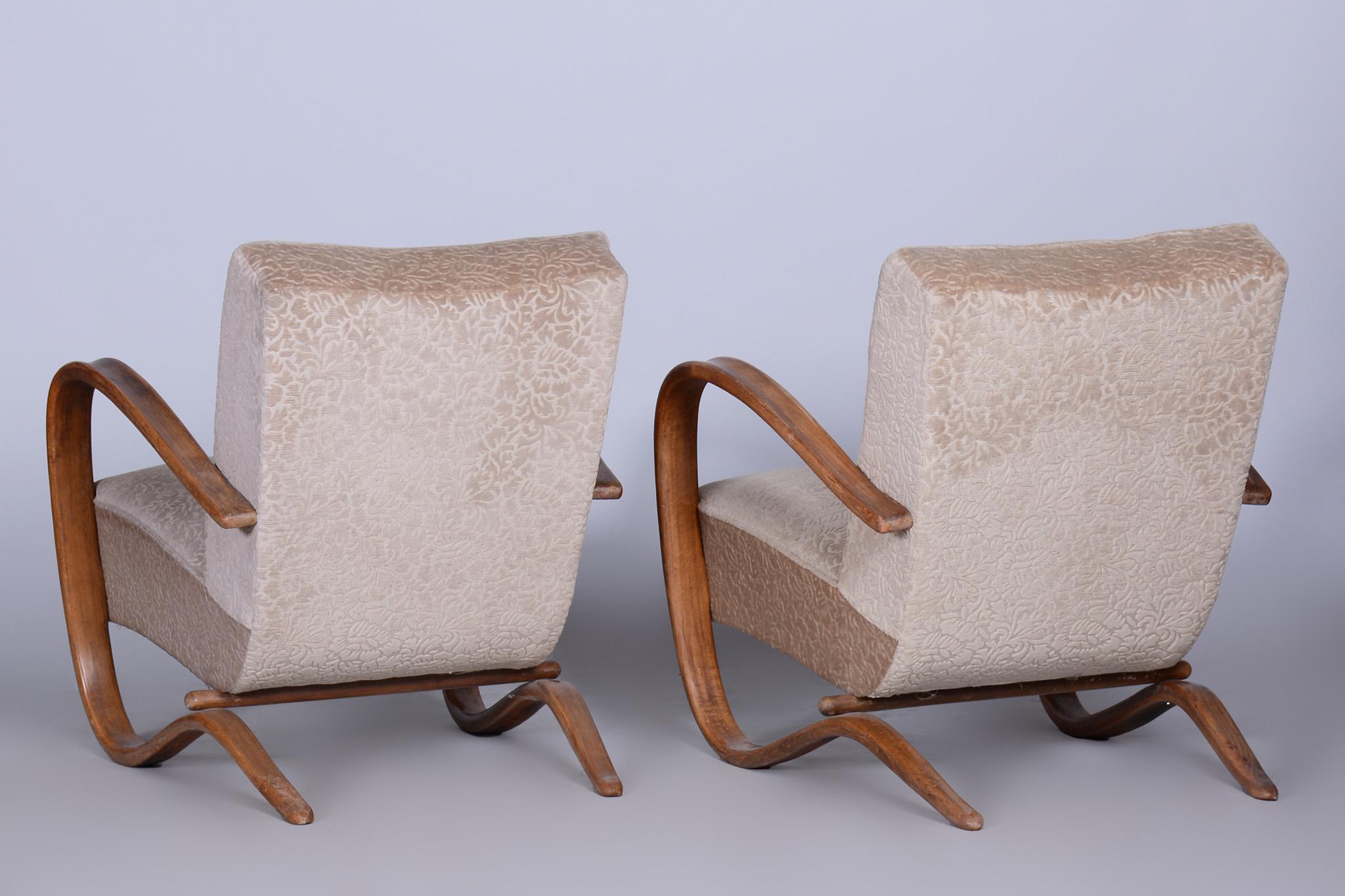 Tchèque Paire de fauteuils beiges H-269 conçus par Jindrich Halabala pour UP Zavody, années 1930 en vente
