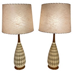 Vintage Pair of Beige Mid-Century Table Lamps by Quartite Creative Corp.