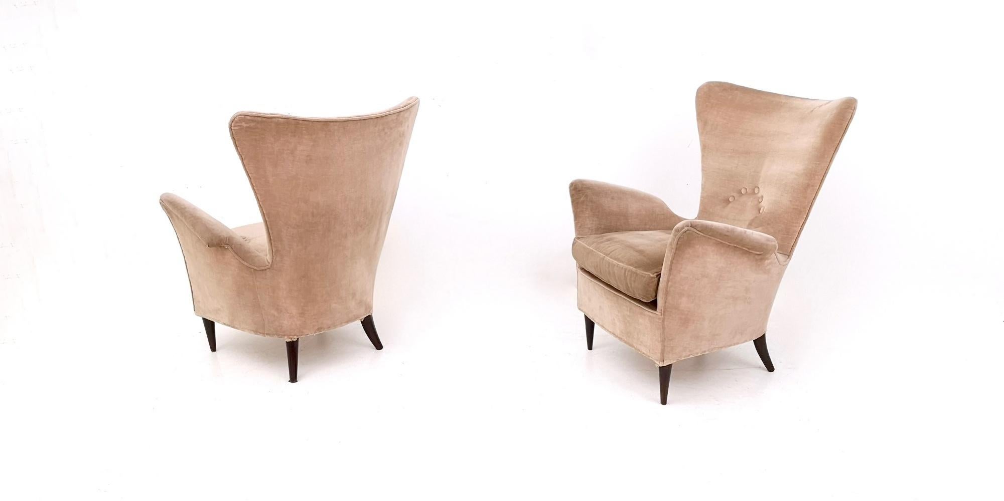 Pair of Beige Velvet Armchairs Ascribable to Gio Ponti for Hotel Bristol