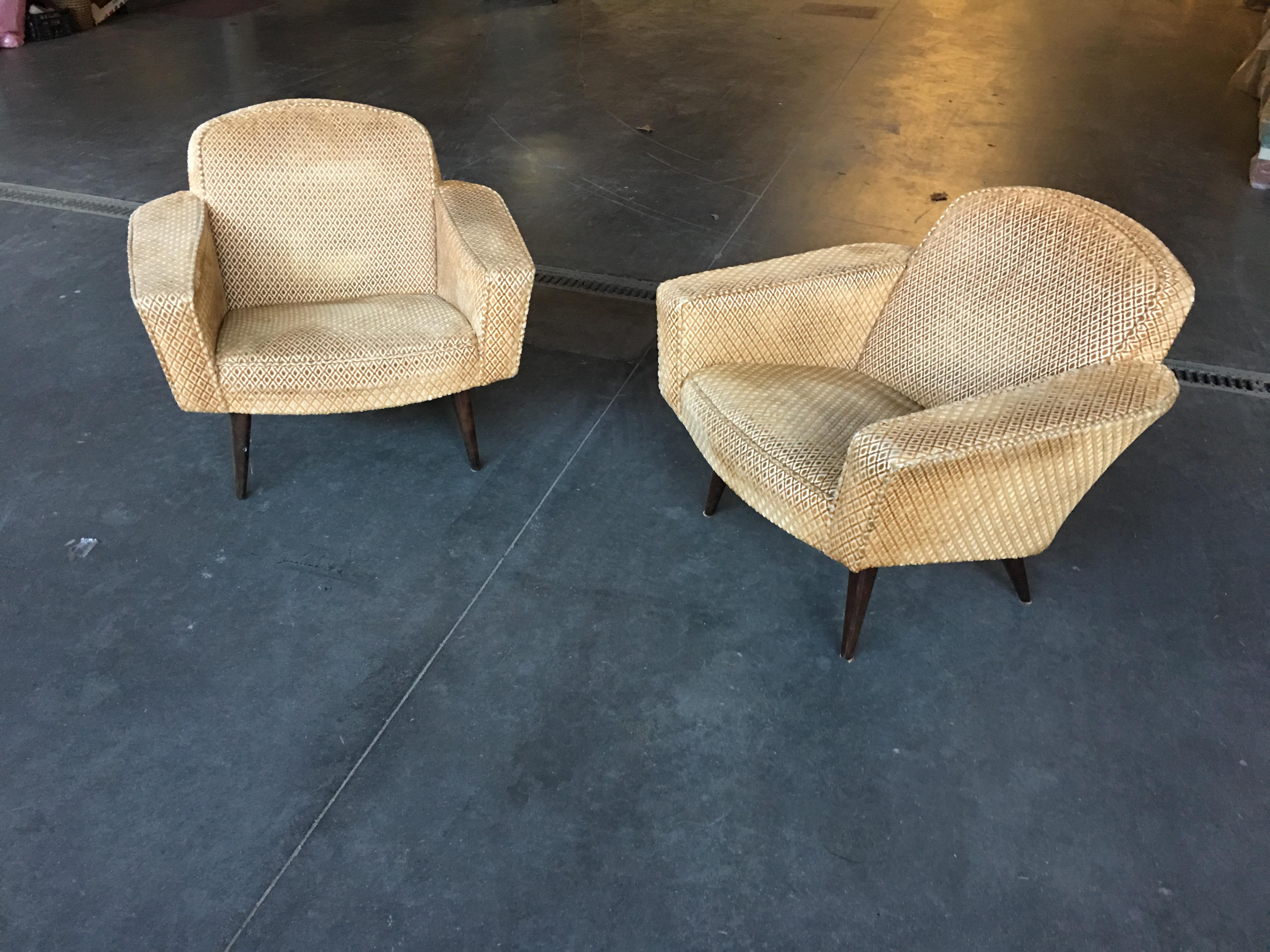 French Pair of Beige Velvet Armchairs, circa 1950 For Sale