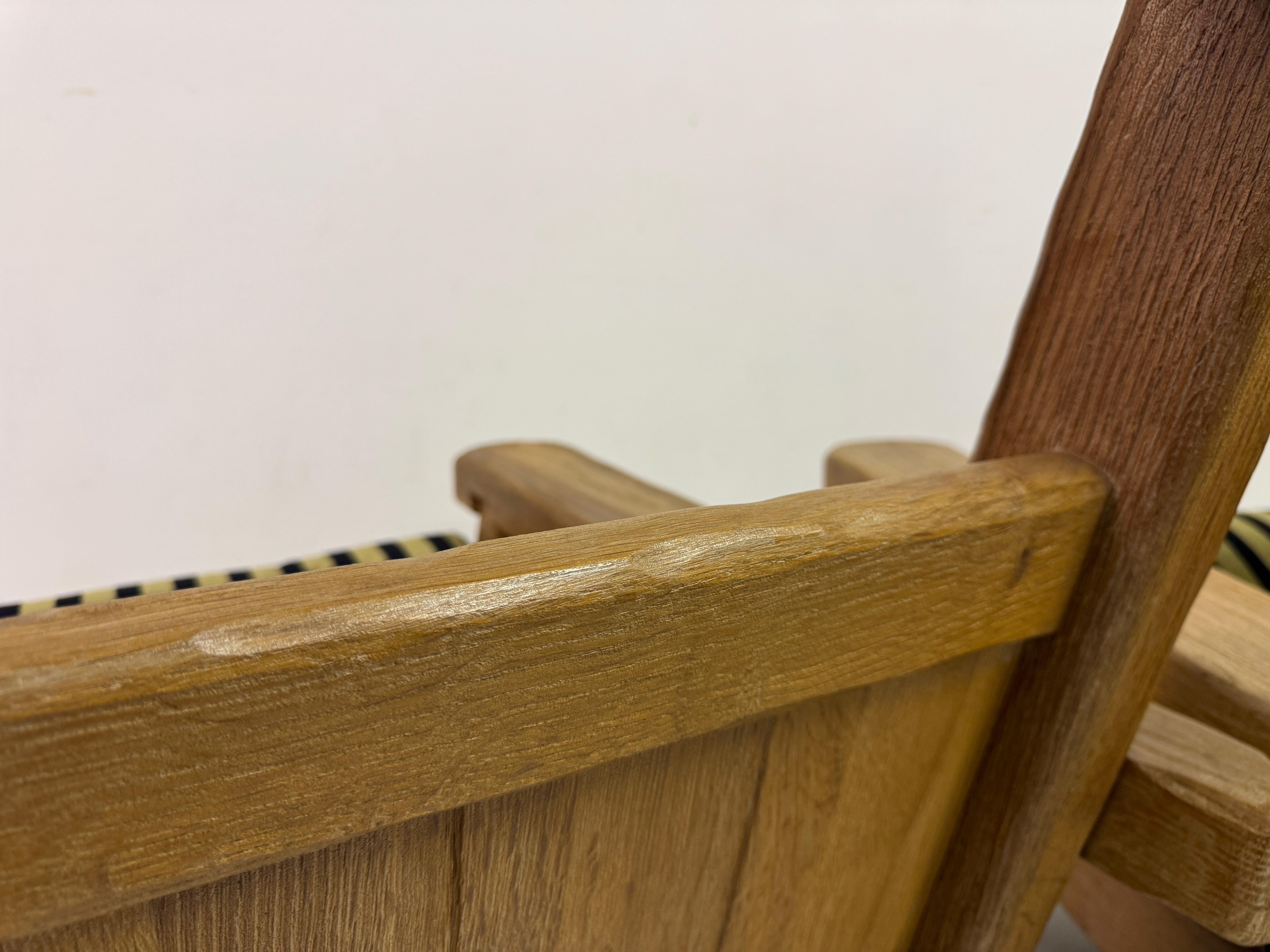 Paire de fauteuils belges brutalistes en chêne par De Puydt en vente 9